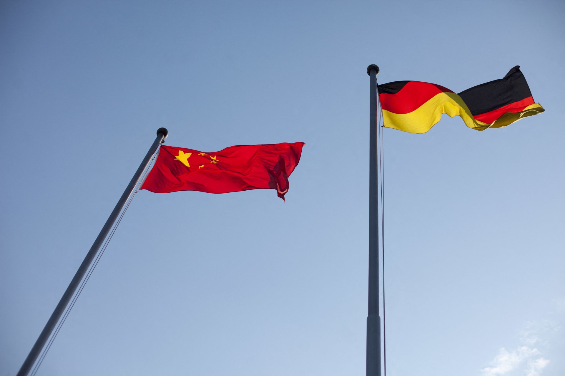 ألمانيا تعتقل ثلاثة مواطنين للاشتباه في تجسسهم لصالح الصين
