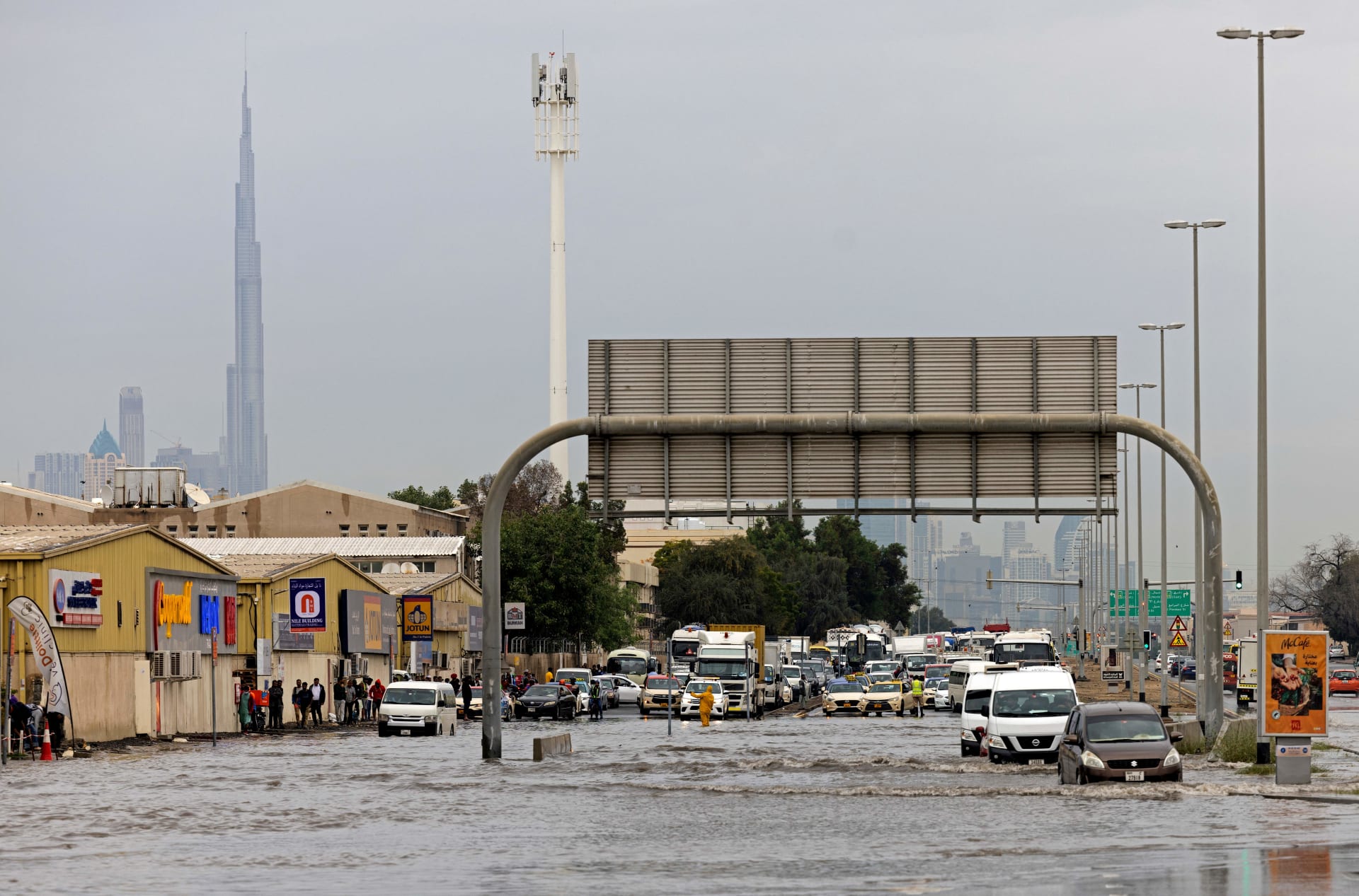 كيف أثر التغير المناخي على شدة أمطار الإمارات وعُمان؟ دراسة تحليلية توضح