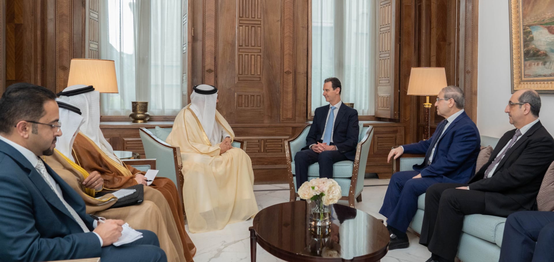 بشار الأسد يستقبل وزير خارجية البحرين لبحث تحضيرات القمة العربية بالمنامة