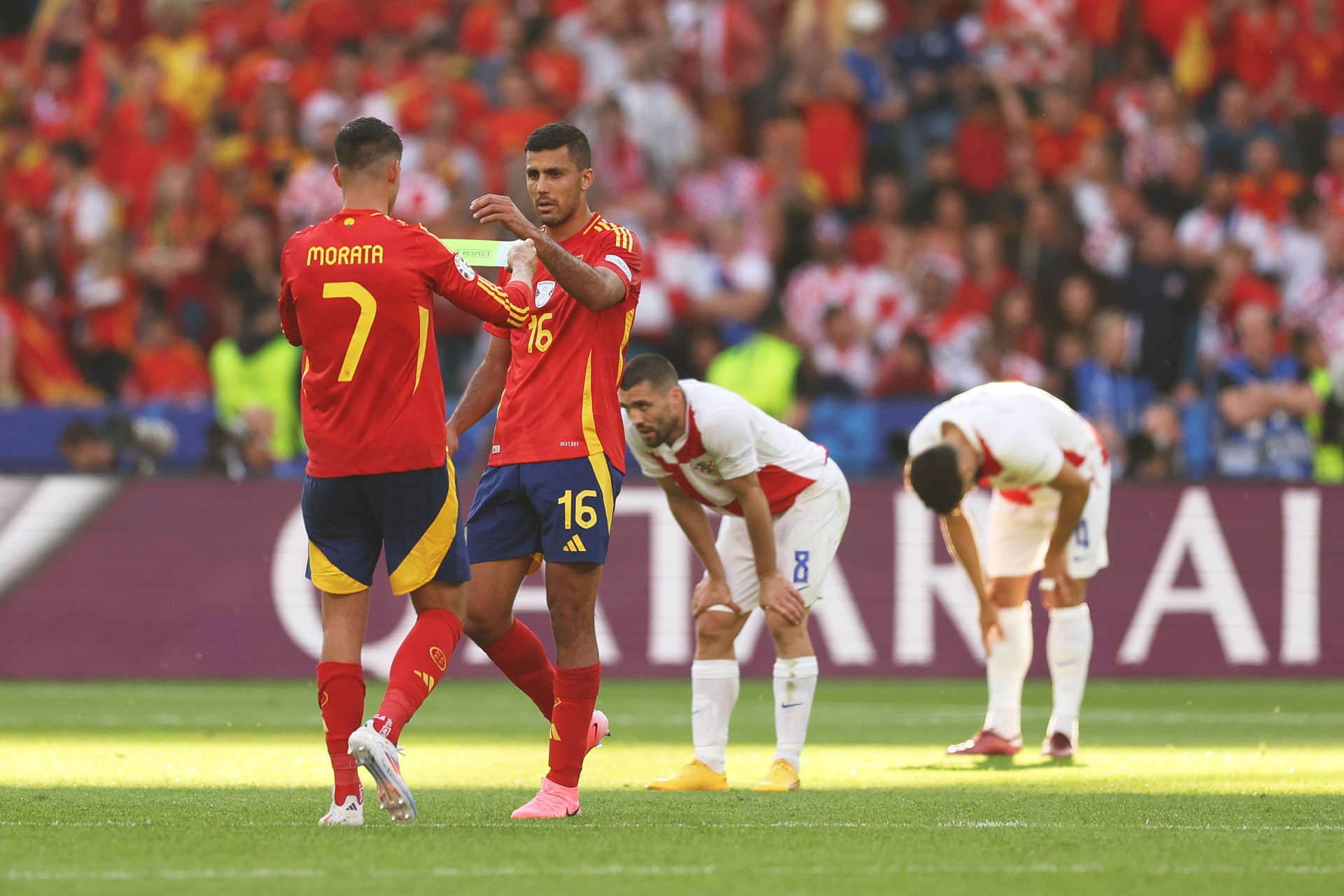 الاتحاد الأوروبي يعاقب ثنائي منتخب إسبانيا رودري وموراتا لهذا السبب