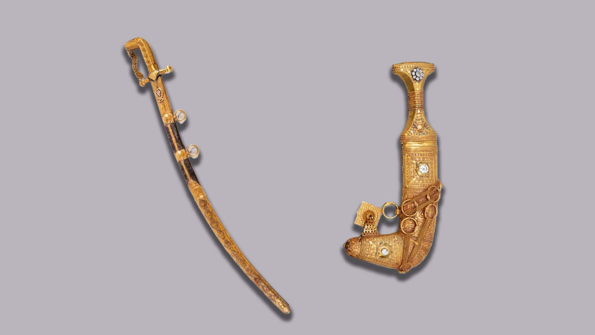 ذهب مرصع بالماس.. ما قصة السيف والخنجر اللذين أهداهما الملك عبدالعزيز لروزفلت؟