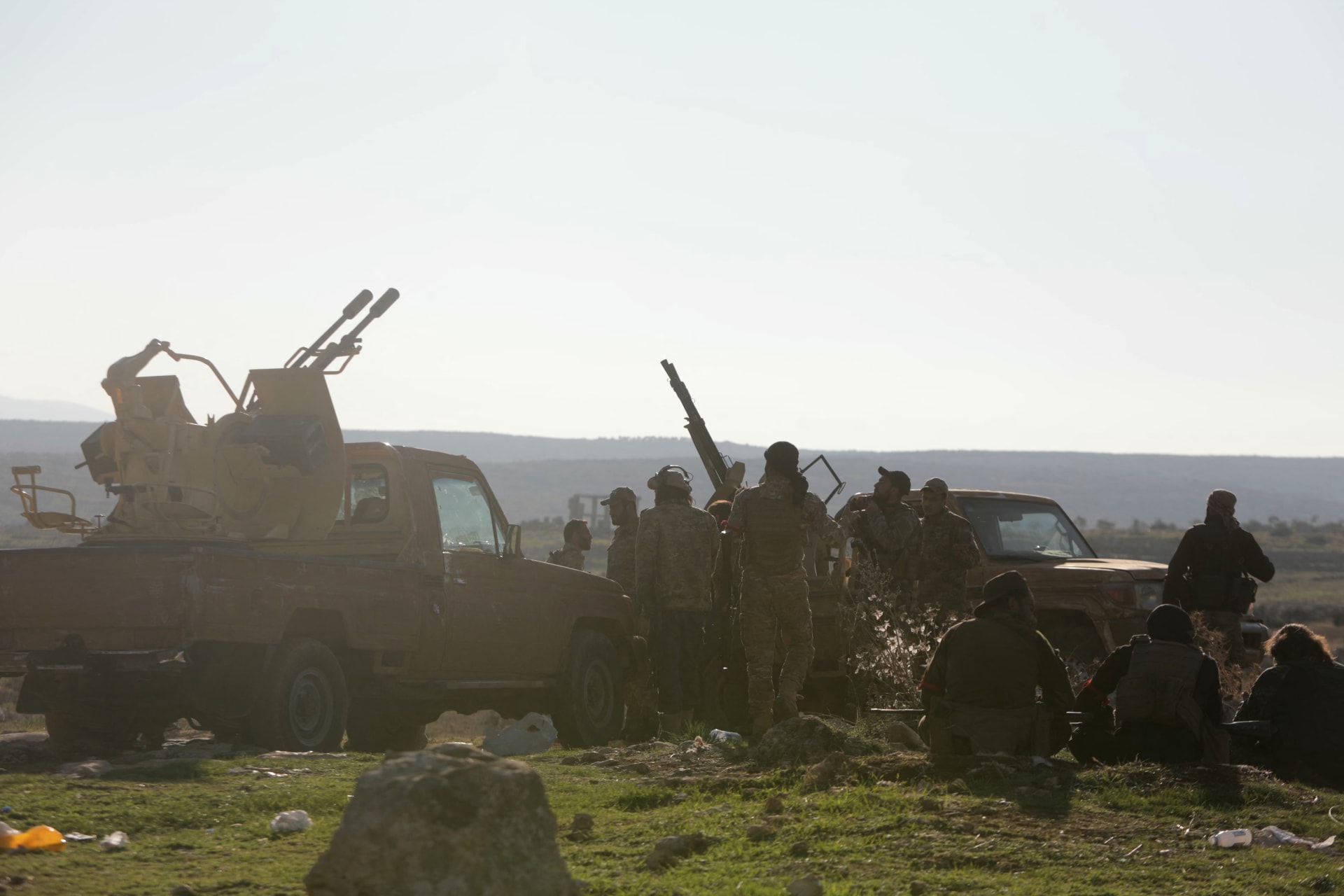 "مقتل الجولاني".. حقيقة صورة زعيم هيئة تحرير الشام وبيان إدارة "المناطق المحررة"