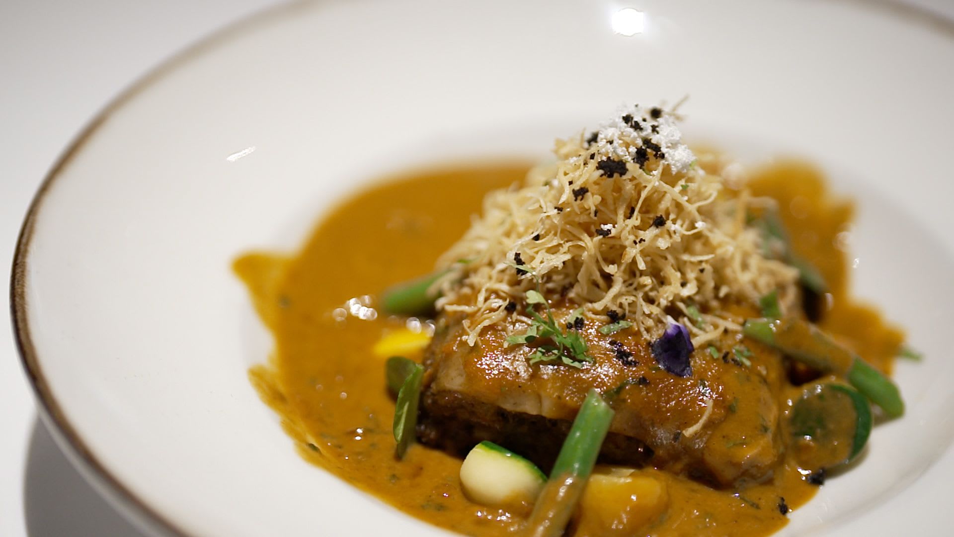 بين التقاليد والحداثة..كيف يعيد هذا المطعم اكتشاف المطبخ السعودي؟