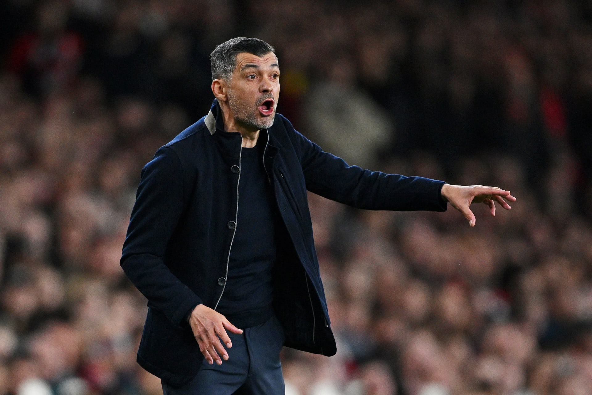 ماذا نعلم عن المدرب الجديد لنادي ميلان الإيطالي؟