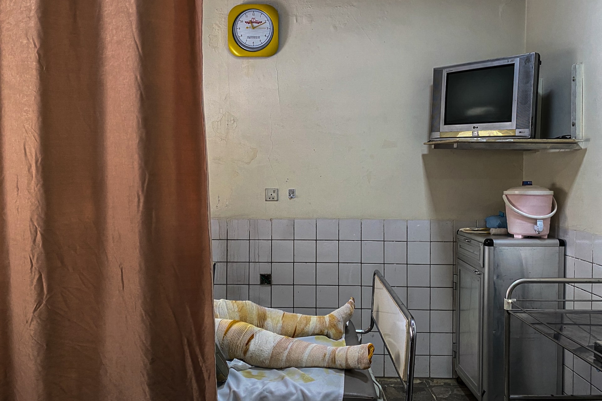 مصورة إيرانية توثق معاناة نساء كرديات حرقن أنفسهن احتجاجا على العنف الاجتماعي