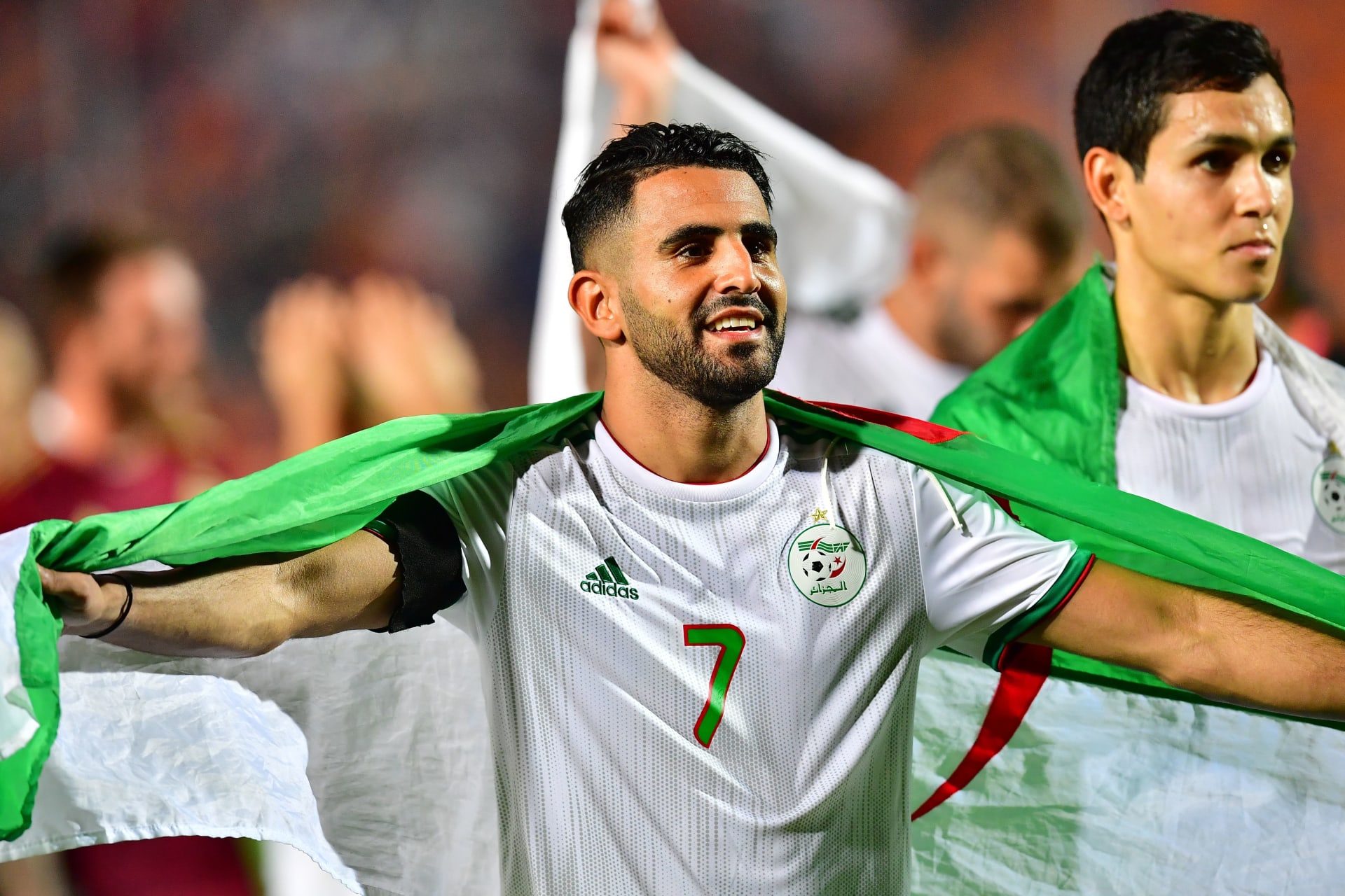 رياض محرز يصل للمباراة الدولية رقم 100 مع منتخب الجزائر.. ماذا قدم خلالها؟  - CNN Arabic