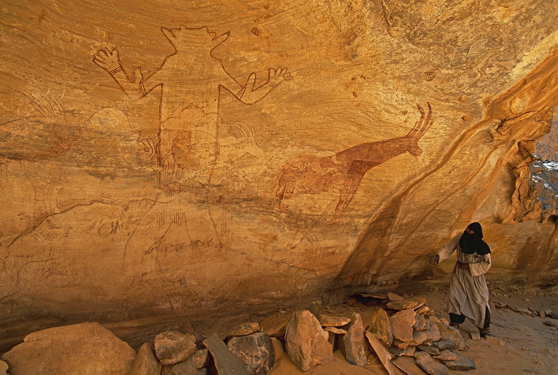 كنوز الجزائر تكشف أسرارها..ما الذي ينتظر الزوار في الصحراء الغامضة؟