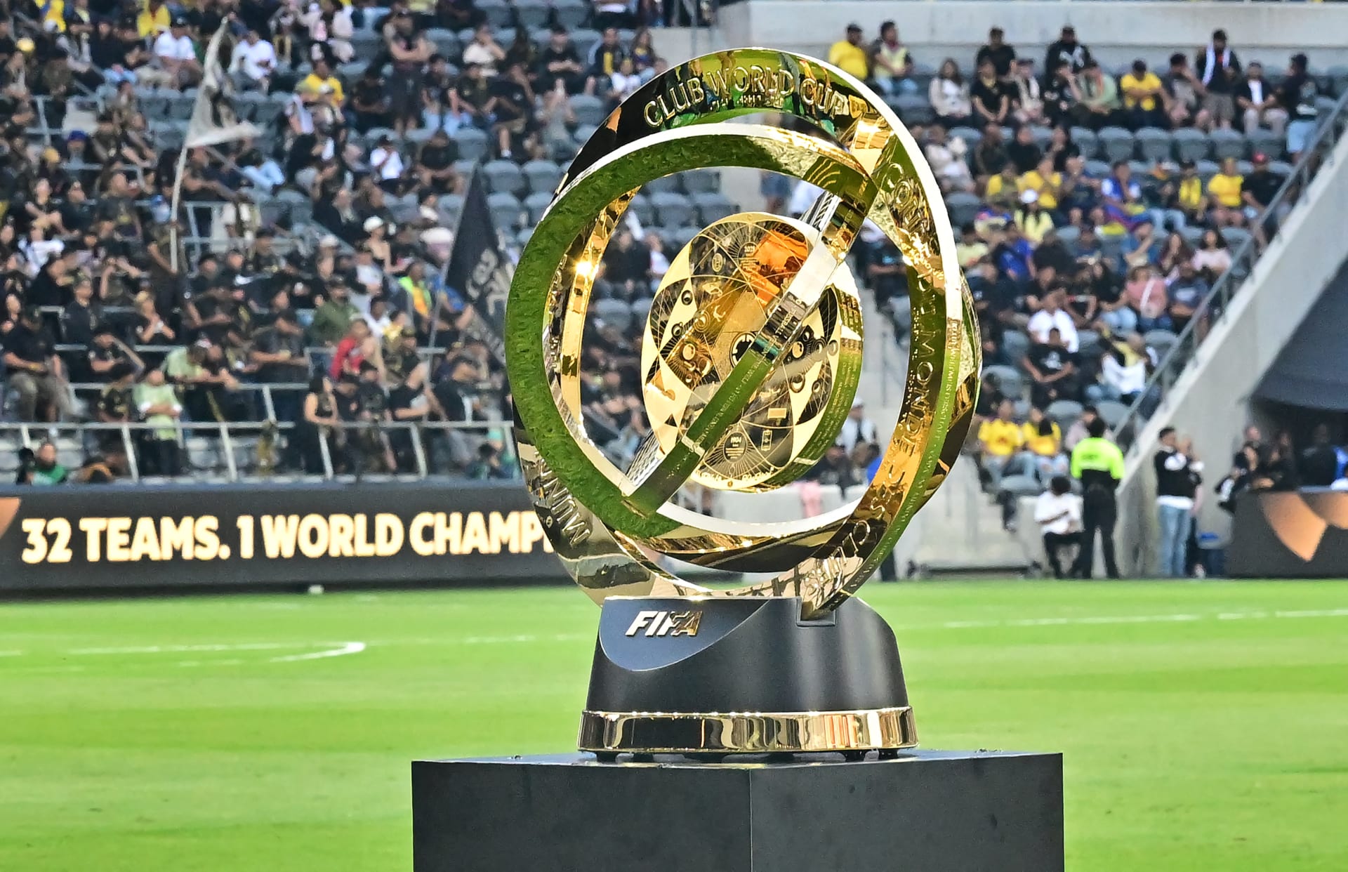 الحضور الجماهيري ولياقة اللاعبين.. إليك أبرز التحديات التي ستواجهها كأس العالم للأندية - CNN Arabic