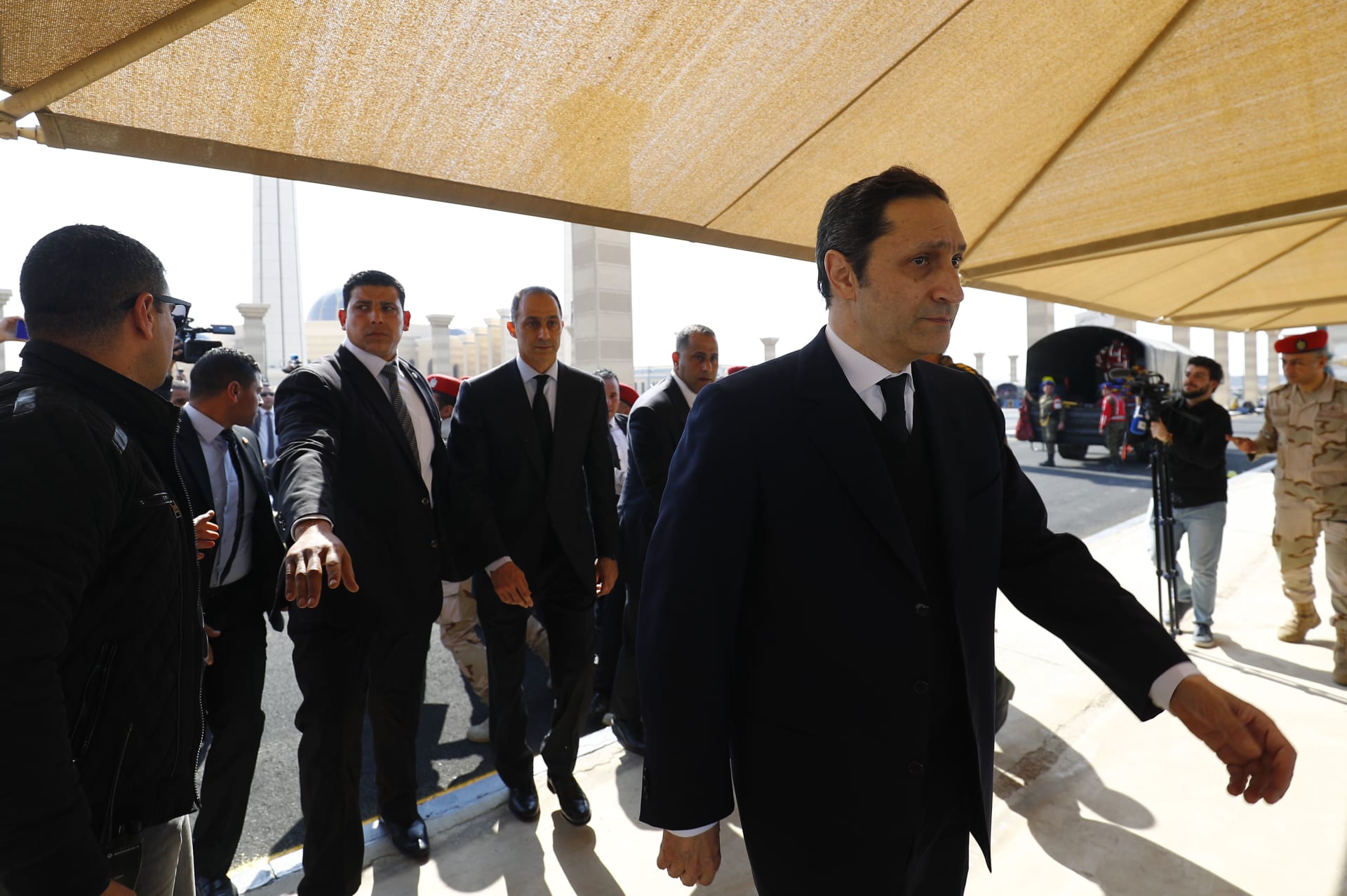 "جرح لا يلتئم أبدا".. علاء مبارك يتذكر وفاة نجله محمد 