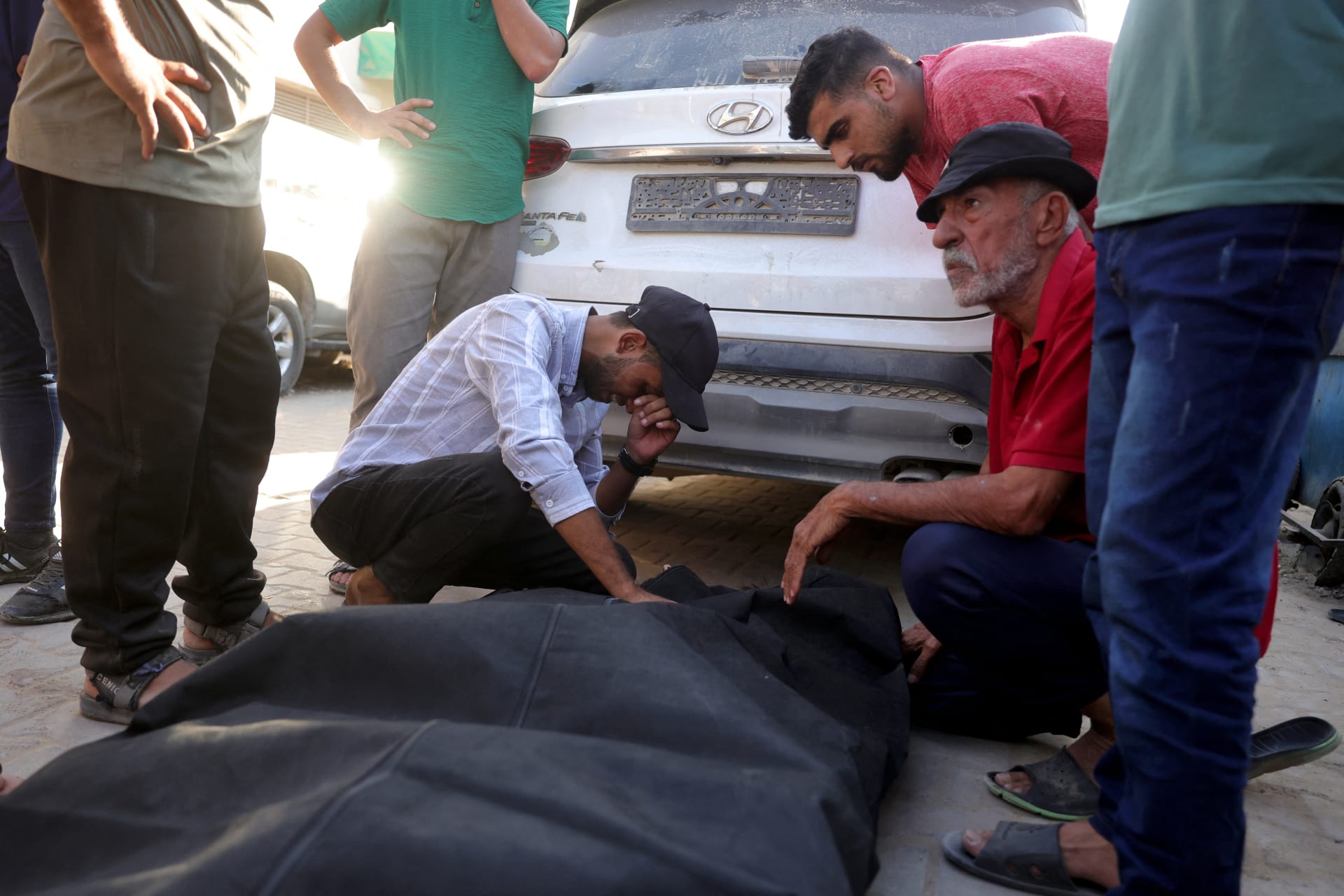 اتفاق غزة يجتاز أول اختبار رئيسي وسط دفع أمريكي لتنفيذ ثاني مراحله اتفاق غزة يجتاز أول اختبار رئيسي وسط دفع أمريكي لتنفيذ ثاني مراحله