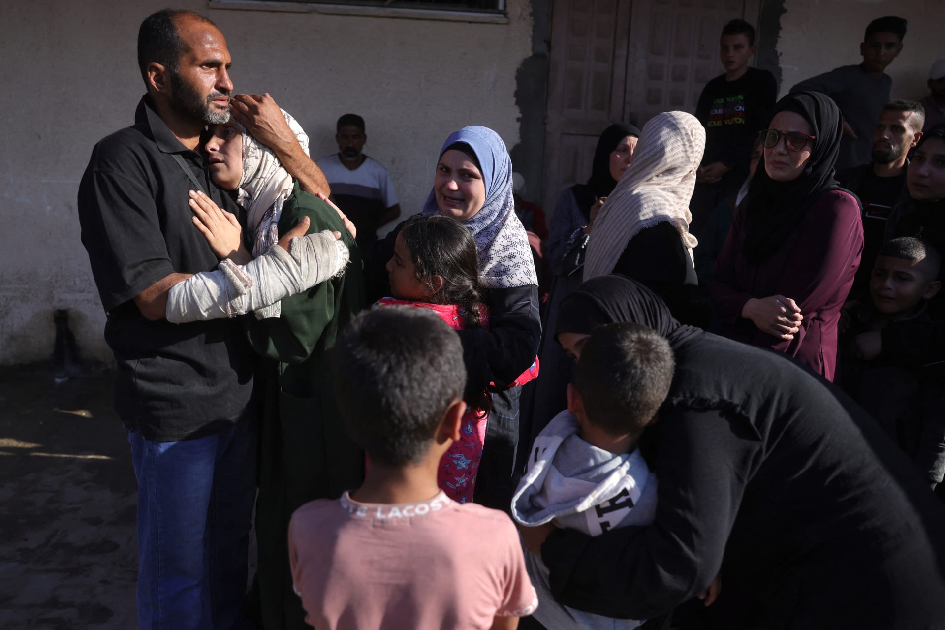 اتفاق غزة يجتاز أول اختبار رئيسي وسط دفع أمريكي لتنفيذ ثاني مراحله اتفاق غزة يجتاز أول اختبار رئيسي وسط دفع أمريكي لتنفيذ ثاني مراحله
