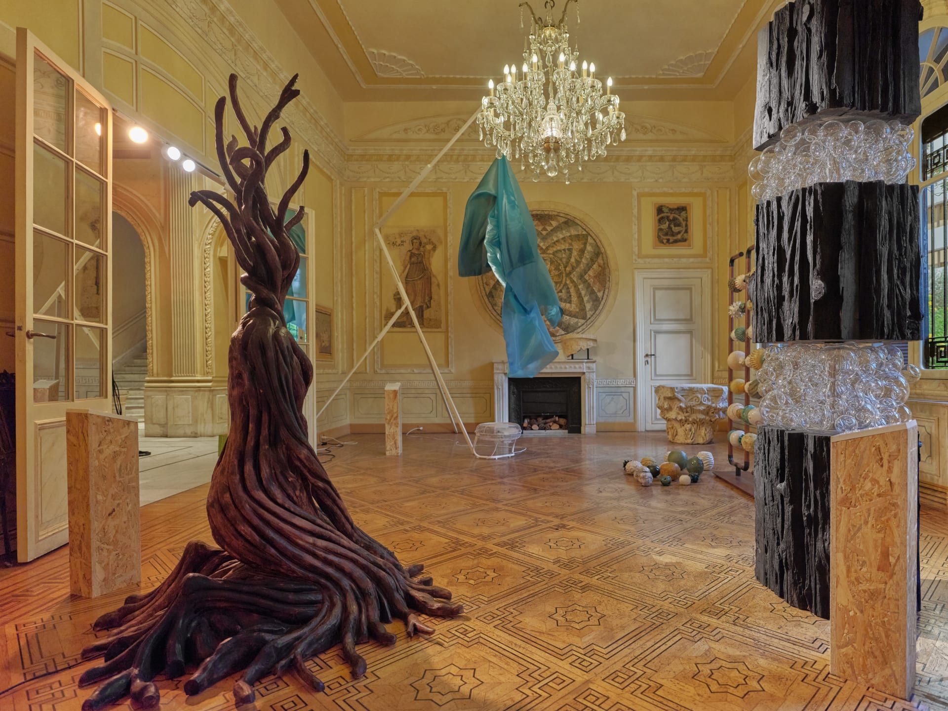 بيروت متحف مفتوح بين العمارة والفن والأزياء في معرض We Design Beirut  بيروت متحف مفتوح بين العمارة والفن والأزياء في معرض We Design Beirut