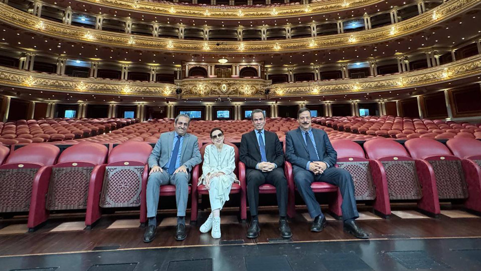 أحدث ظهور للفنانة المصرية نجاة الصغيرة في العاصمة الجديدة