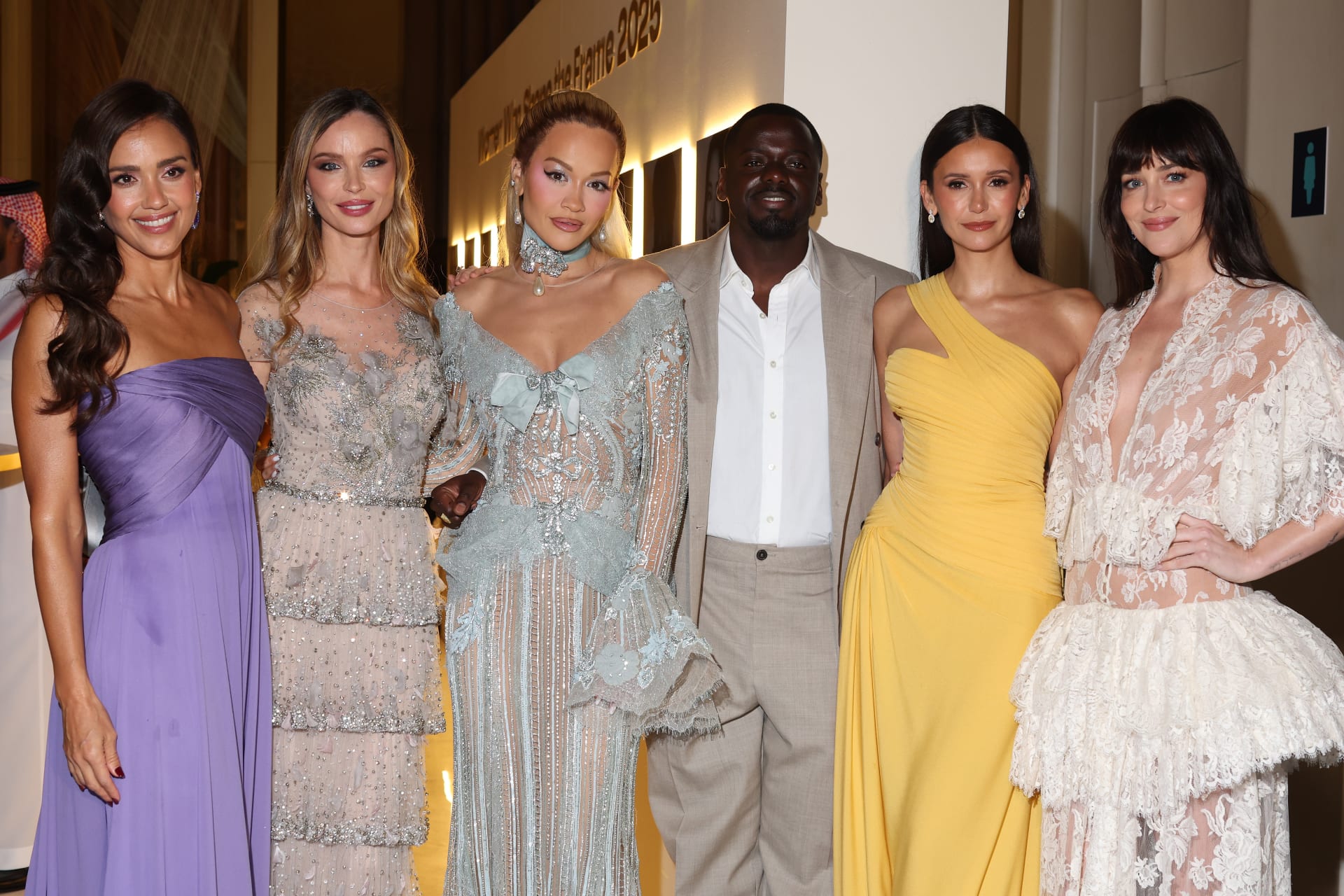 لقطة جمعت أبرز نجمات هوليوود اللواتي حضرن فعاليّة "المرأة في السينما" في جدّة.