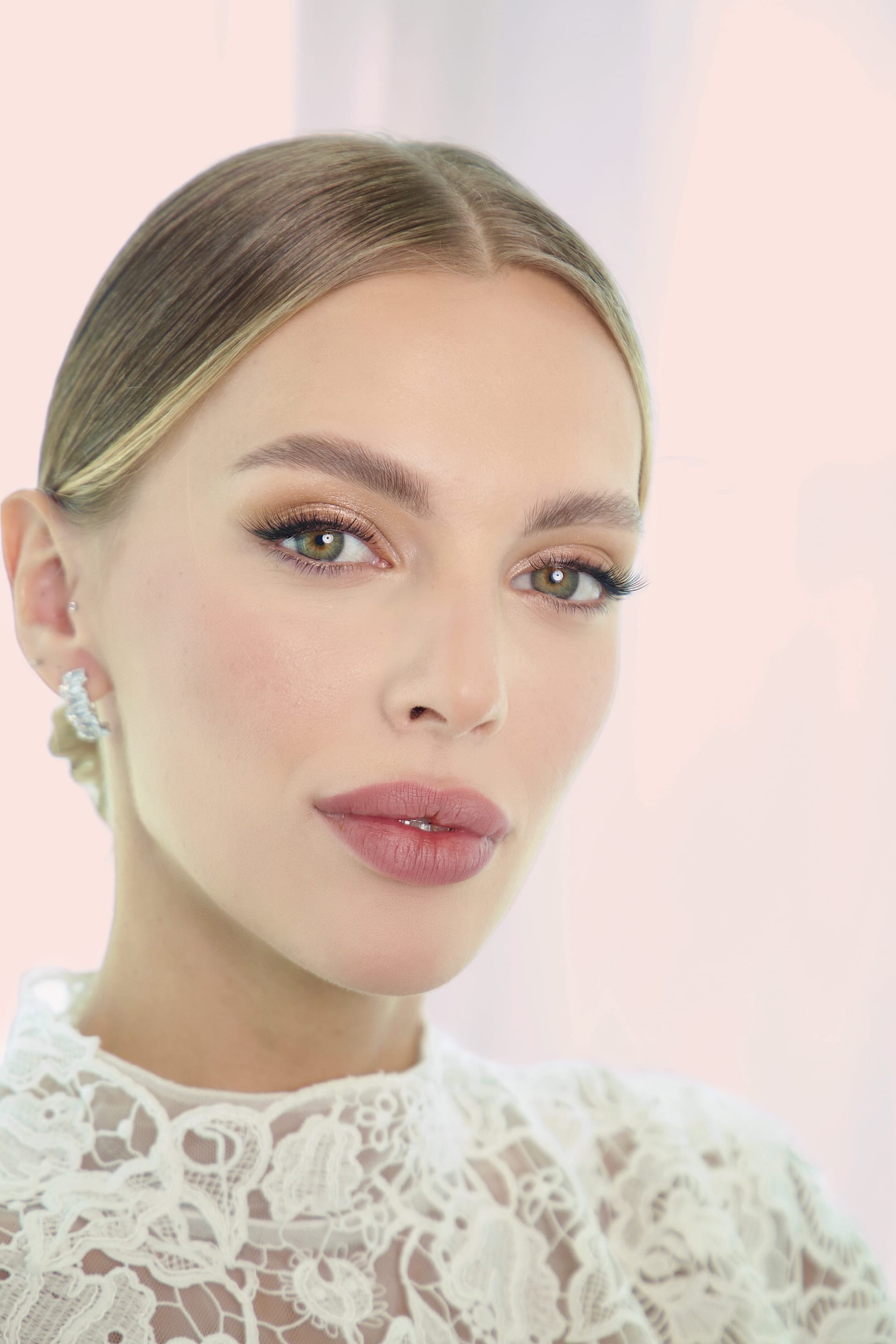 أكثر أسئلة المكياج شيوعا.. وإجابات تتجاوز الصيحات والمواسم