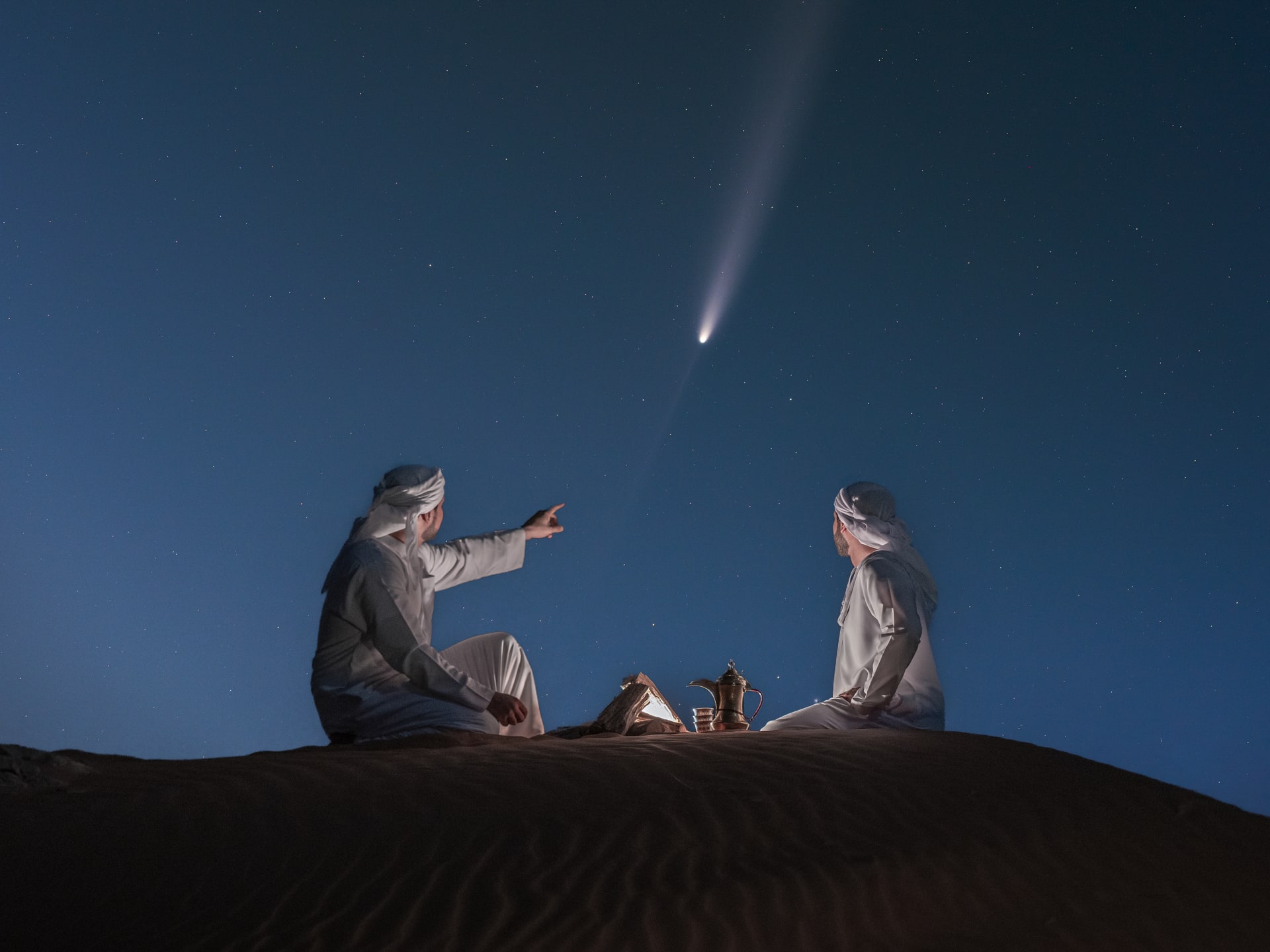 إحداها مجرة تبتلع جارتها ..صور فلكية في مشهد كوني مدهش