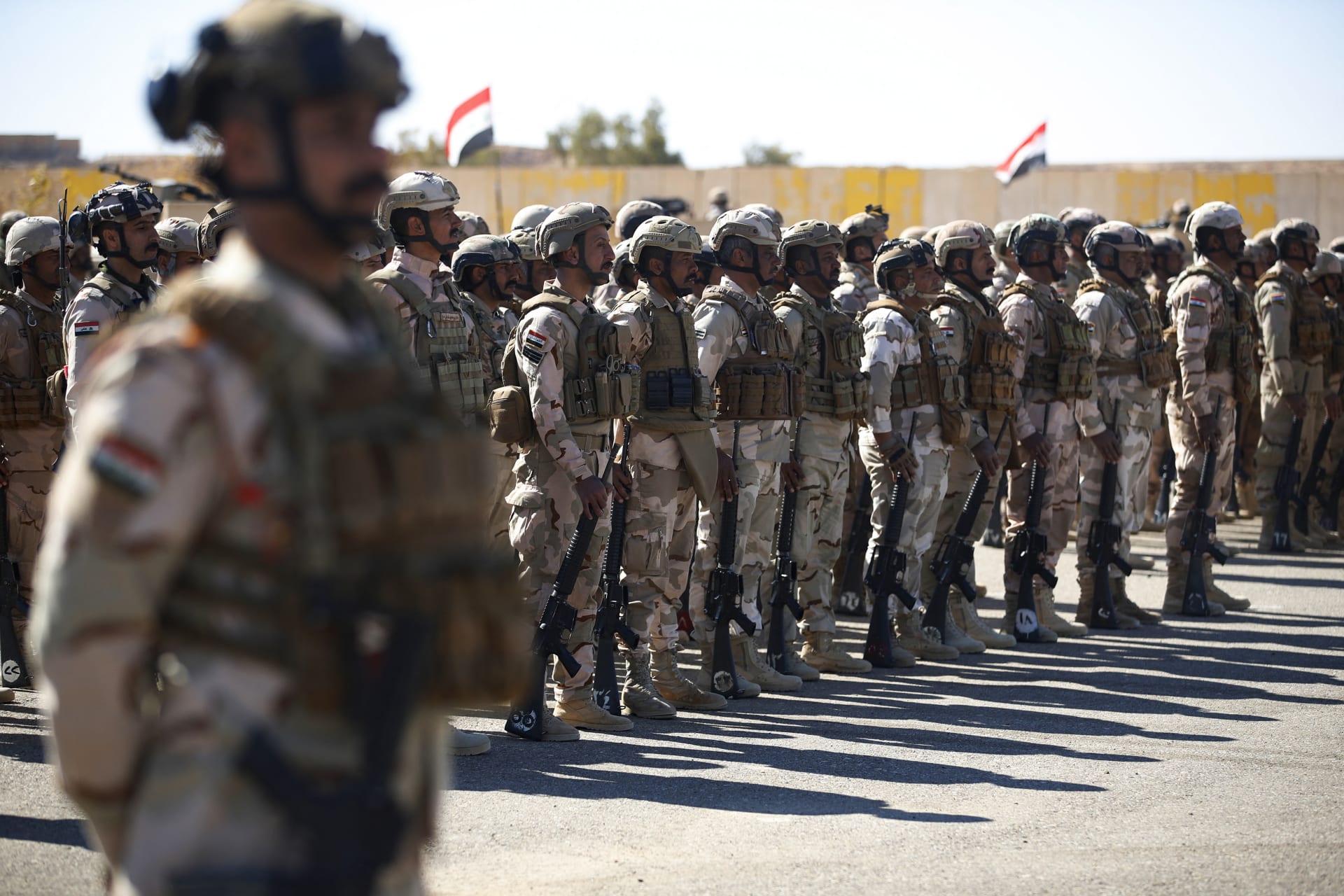 الجيش العراقي يتولى إدارة عين الأسد بعد حشد