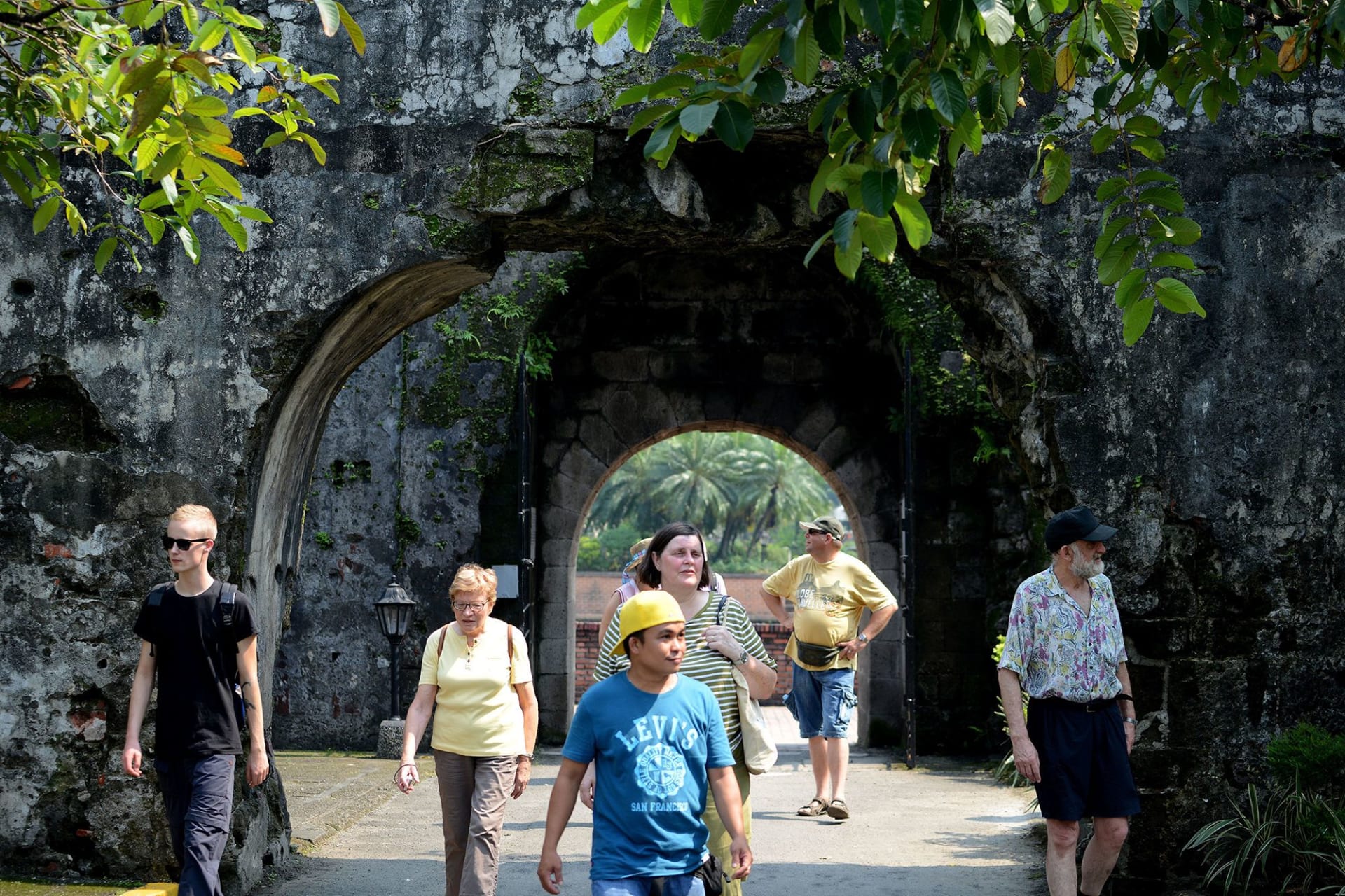 مقبرة ضخمة توثق أهوال الحرب العالمية الثانية ويقول بعض الزوار إنّها مسكونة