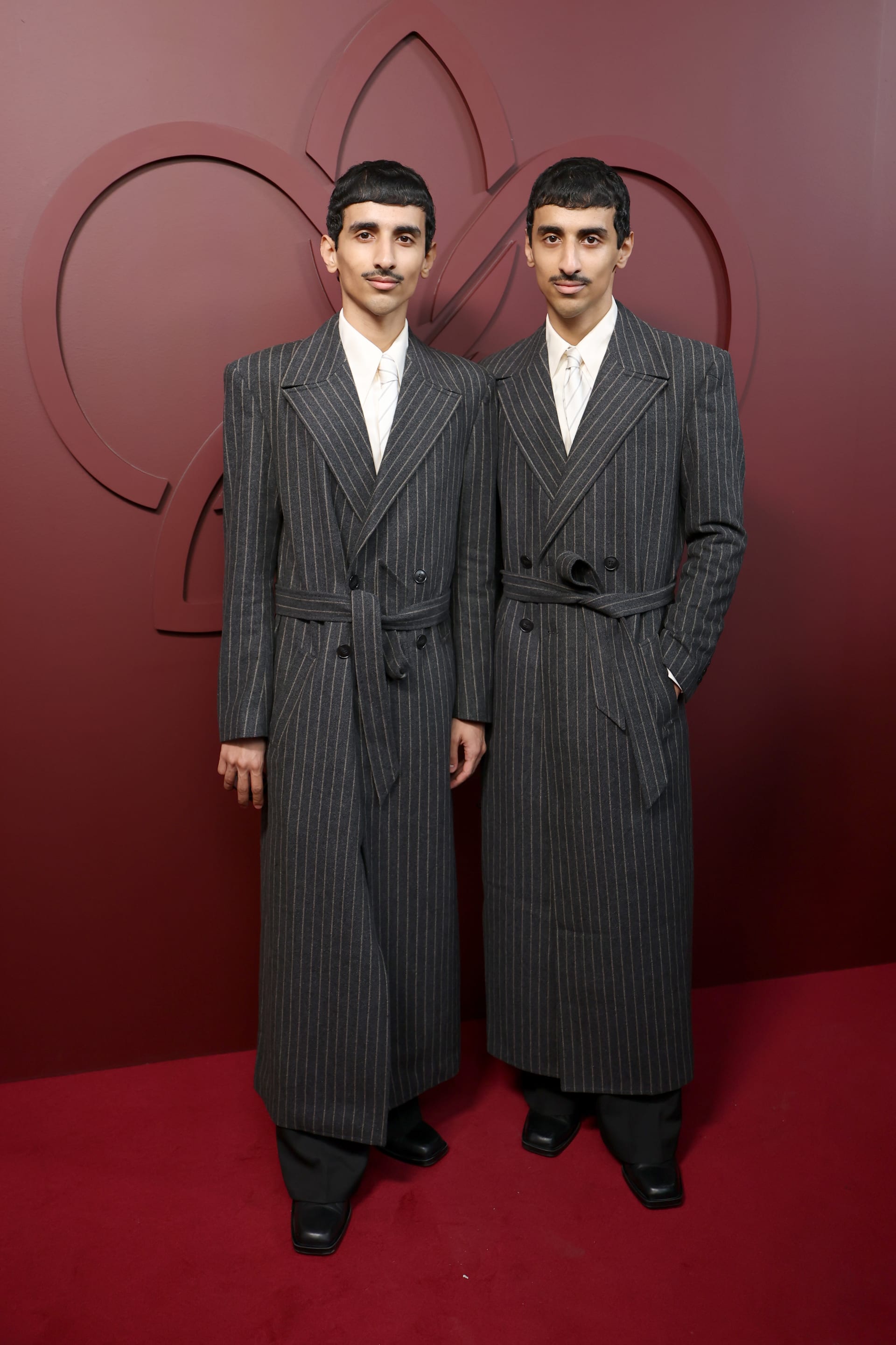  الأخوين التوأم الإماراتي محمد وحُميد هضبان المعروفين بـ "توينز هضبان". 