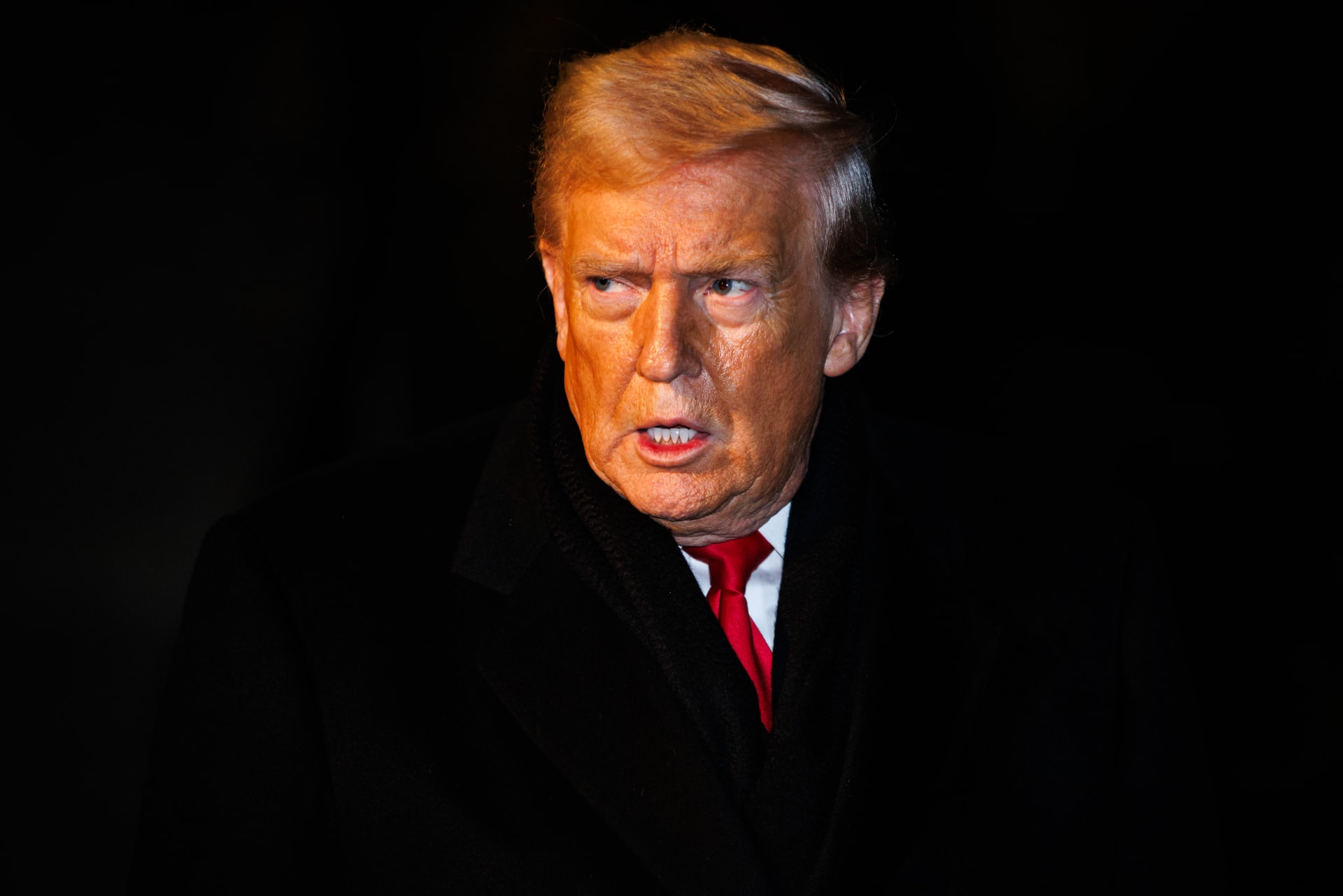 ترامب: أسطول ضخم يتجه نحو إيران.. وعليها القبول باتفاق وإلا ستكون الضربة هذه المرة أسوأ