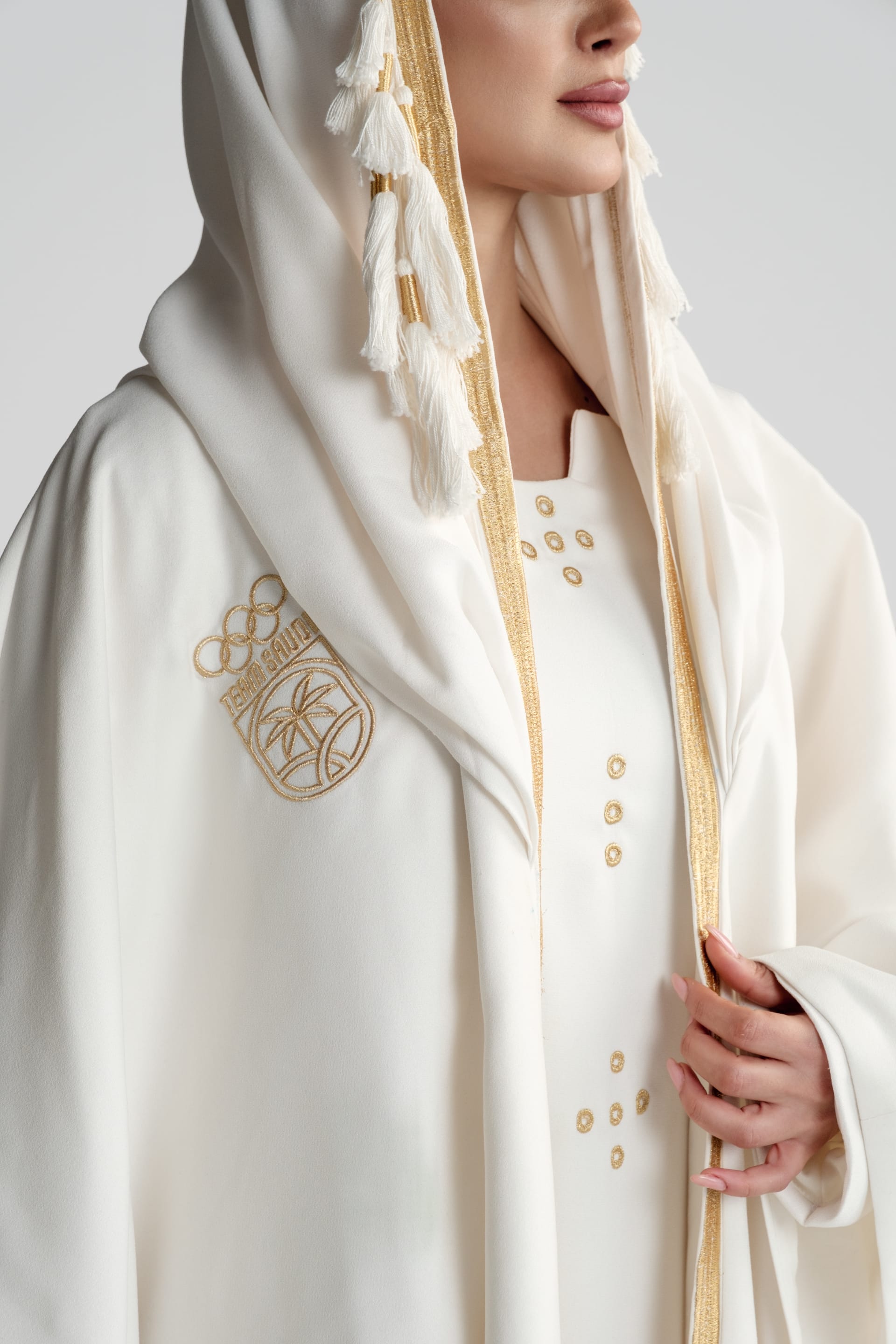 علياء السالمي تكشف كواليس أزياء الفريق السعودي في الألعاب الأولمبية الشتوية بميلانو