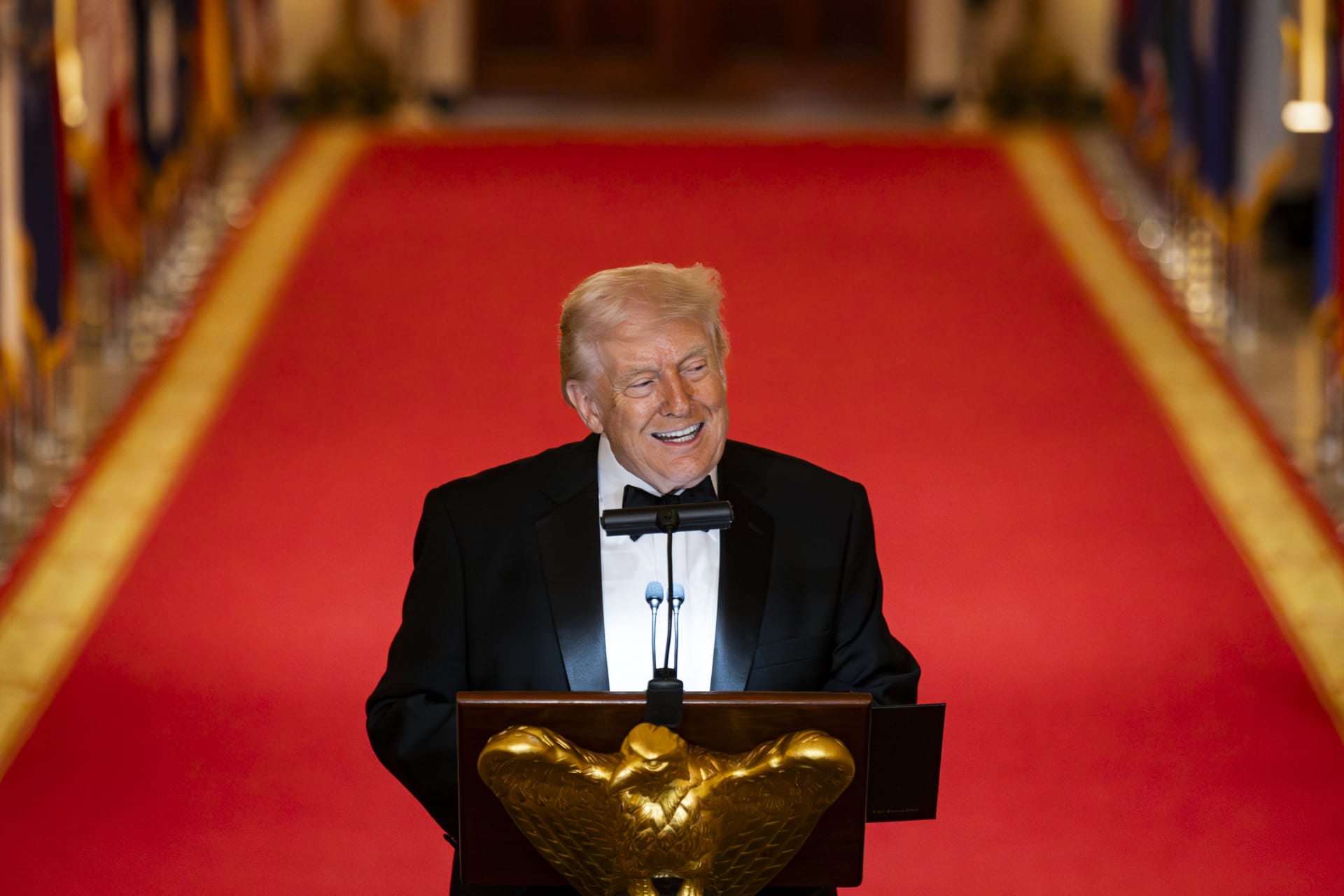 استطلاع: شعبية ترامب في أدنى مستوى لها قبل خطاب حالة الاتحاد