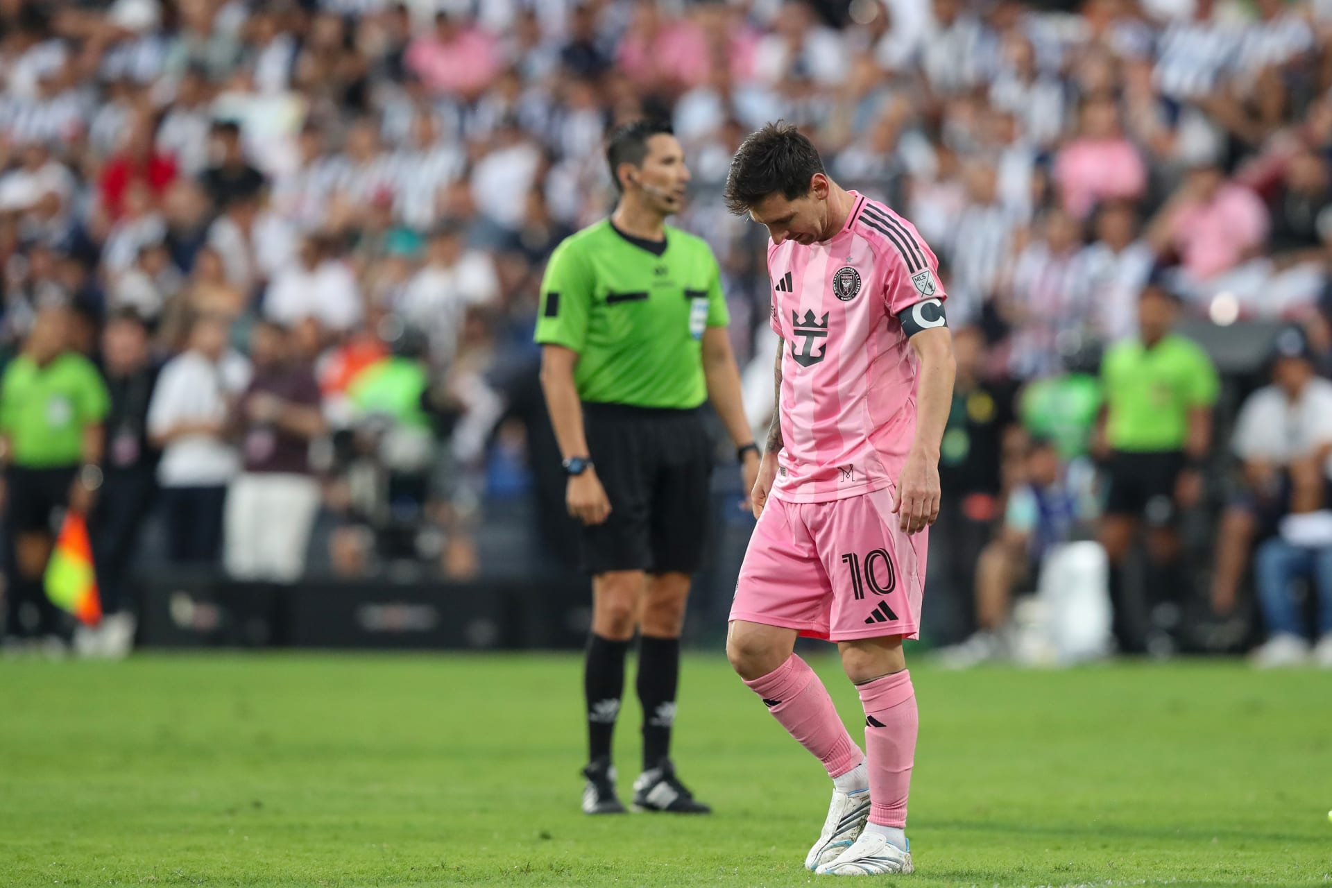 أول تعليق من رابطة الدوري الأمريكي بعد انتشار فيديو يزعم تهجم ميسي على الحكام