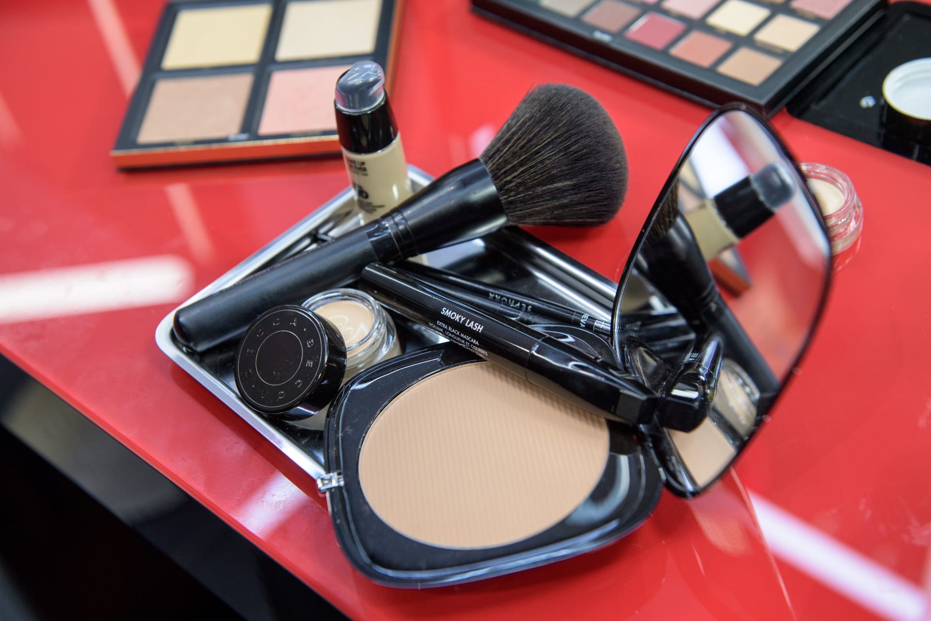 بين الإفطار والسحور.. خطوات مكياج تحمي البشرة وتعزز المظهر الطبيعي  