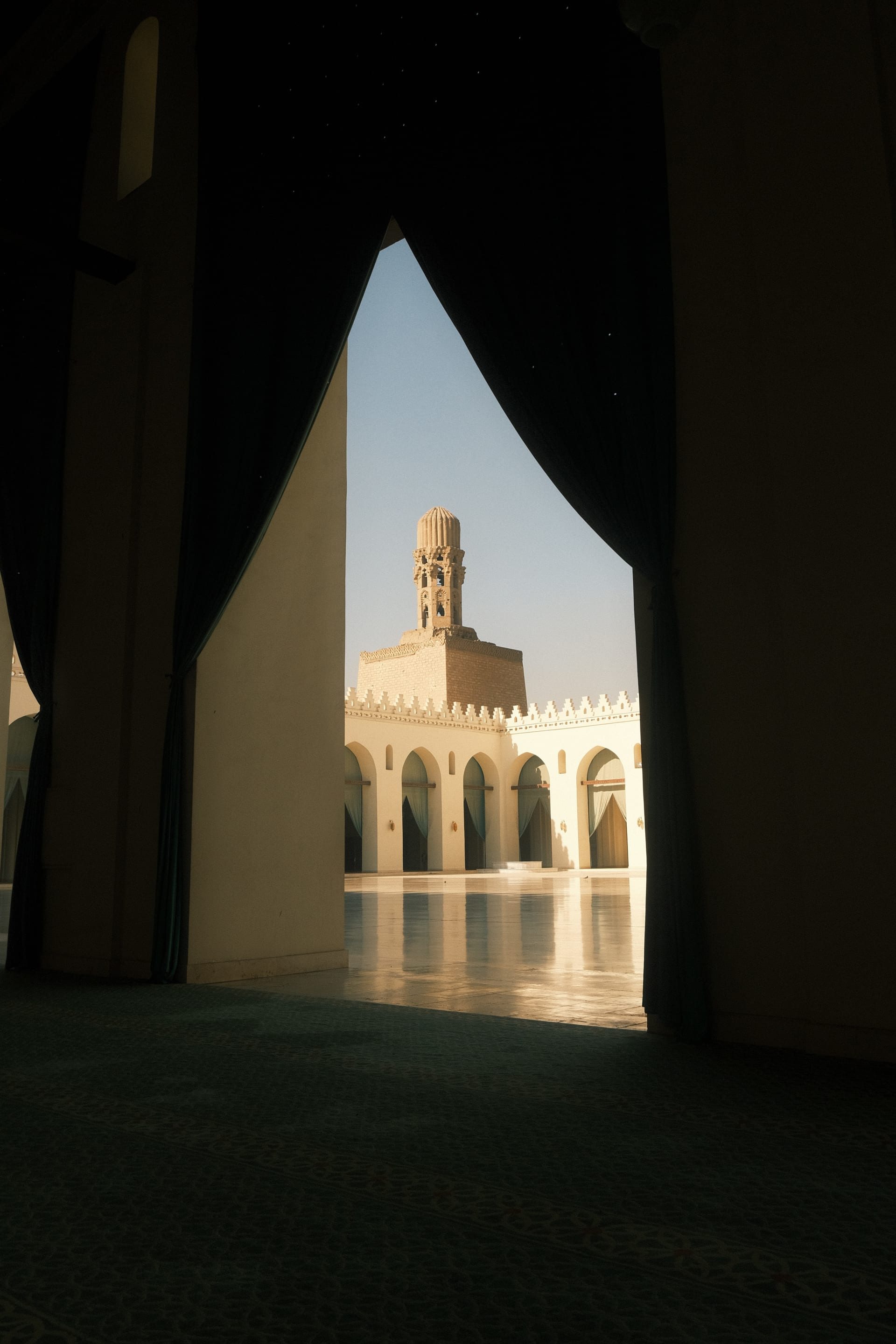  مدينة الألف مئذنة .. صور ترصد الجمال الخفي للعمارة الإسلامية في القاهرة