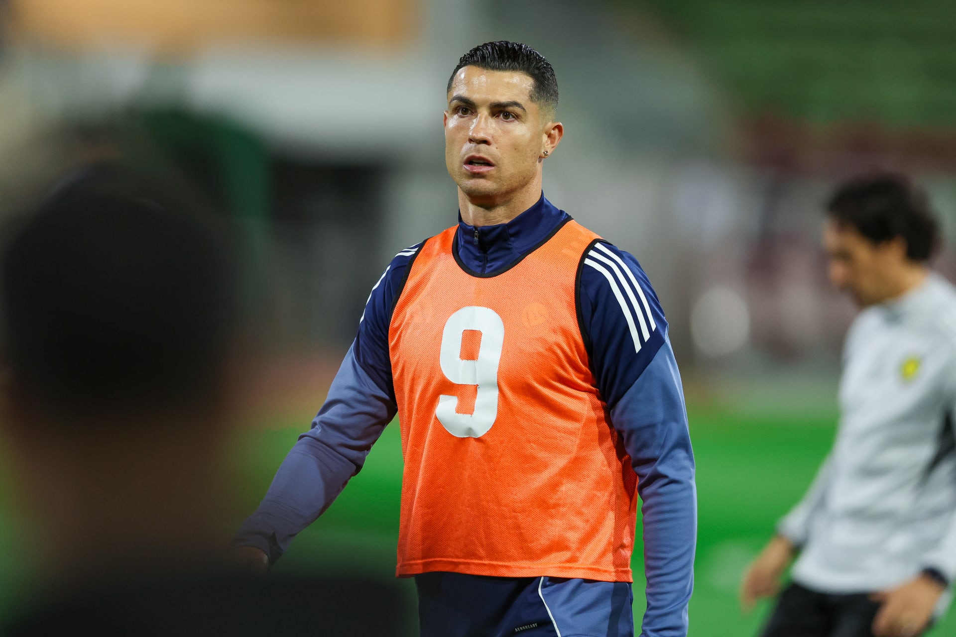 النصر السعودي يعلن خضوع رونالدو للعلاج في إسبانيا