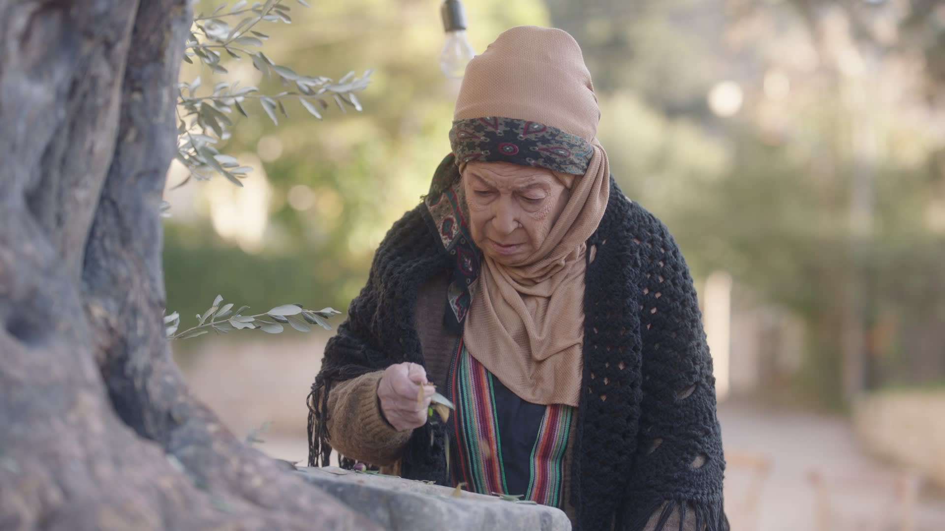 خلف عباءات مولانا .. رحلة تصميم معقدة لشخصية تيم حسن