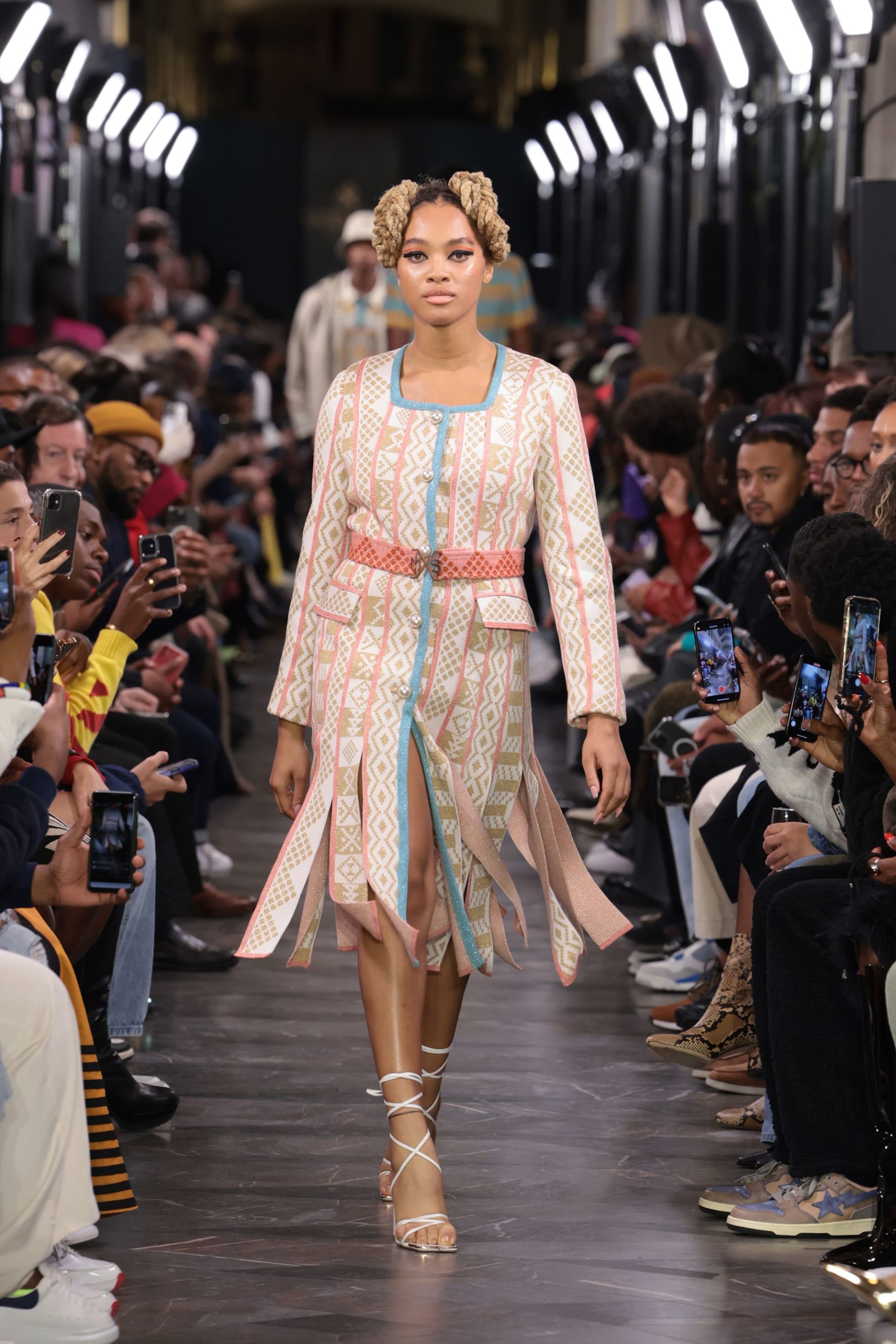 كيف يترك المصممون الأفارقة بصمتهم في الموضة العالميّة؟ 