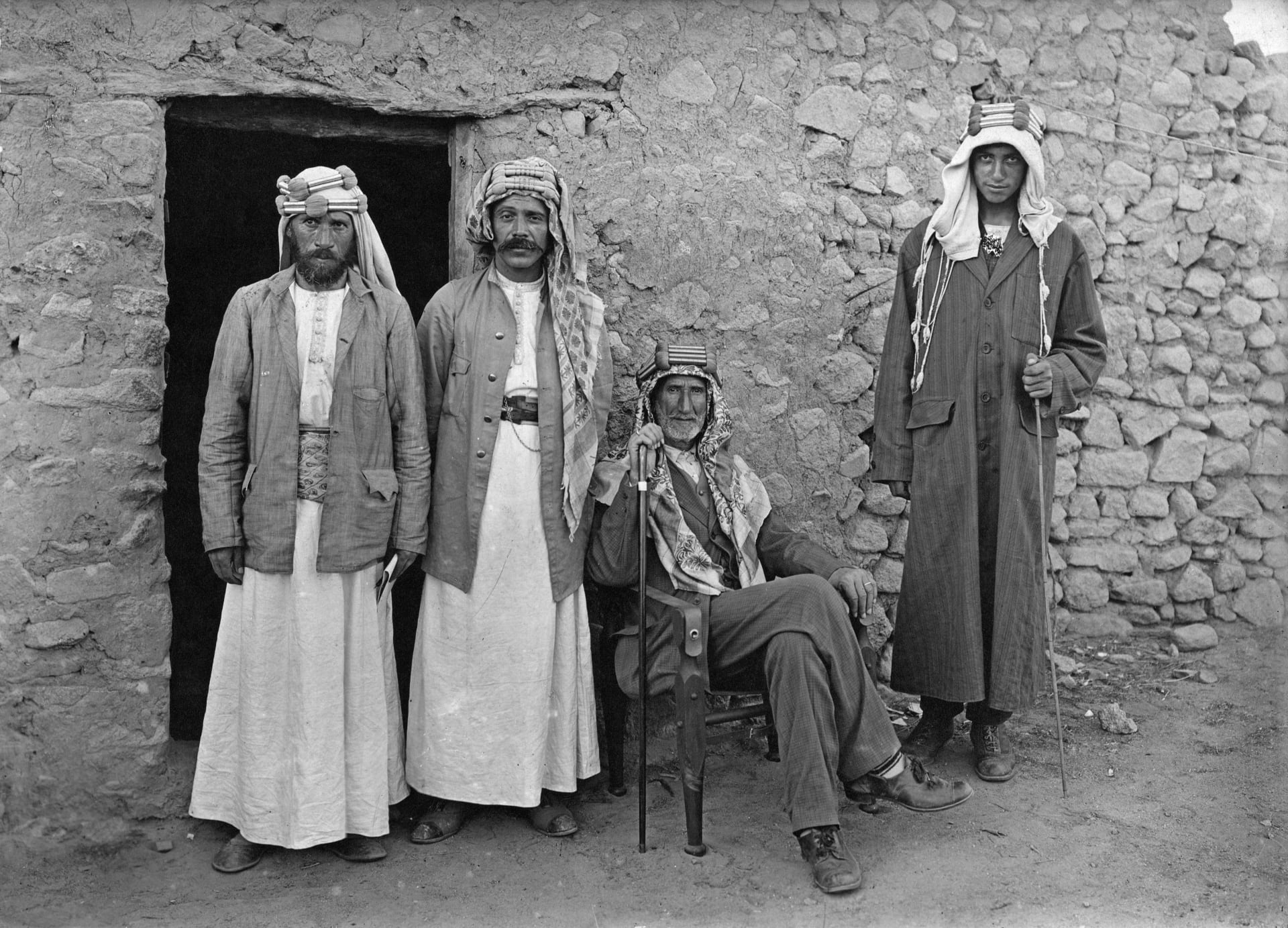 صور عمرها حوالي 100 عام.. باحثة سعودية توثّق أرشيف شبه الجزيرة العربية