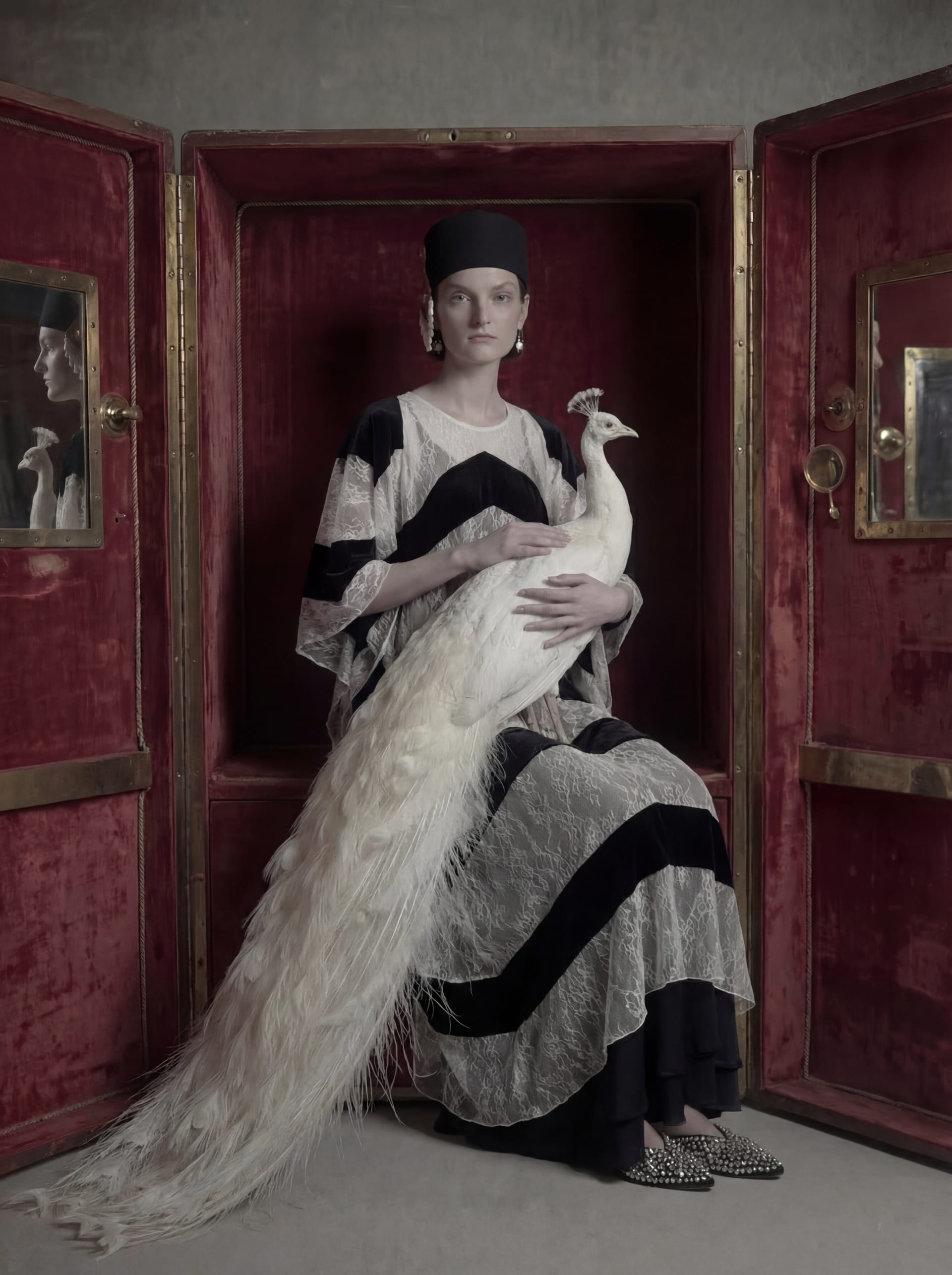  أتيلييه حكايات .. قصص وذكريات سعودية تتحول إلى أزياء معاصرة