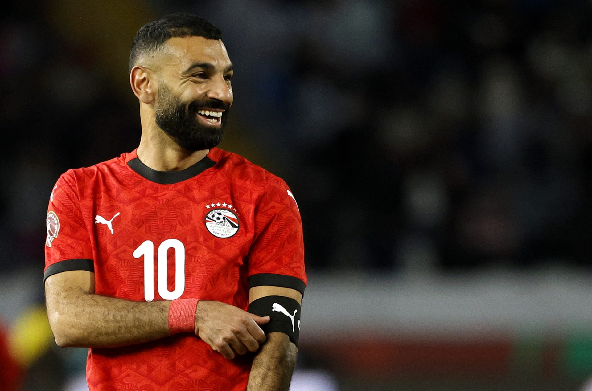 مدير منتخب مصر يحذر محمد صلاح من الانتقال لهذا الدوري