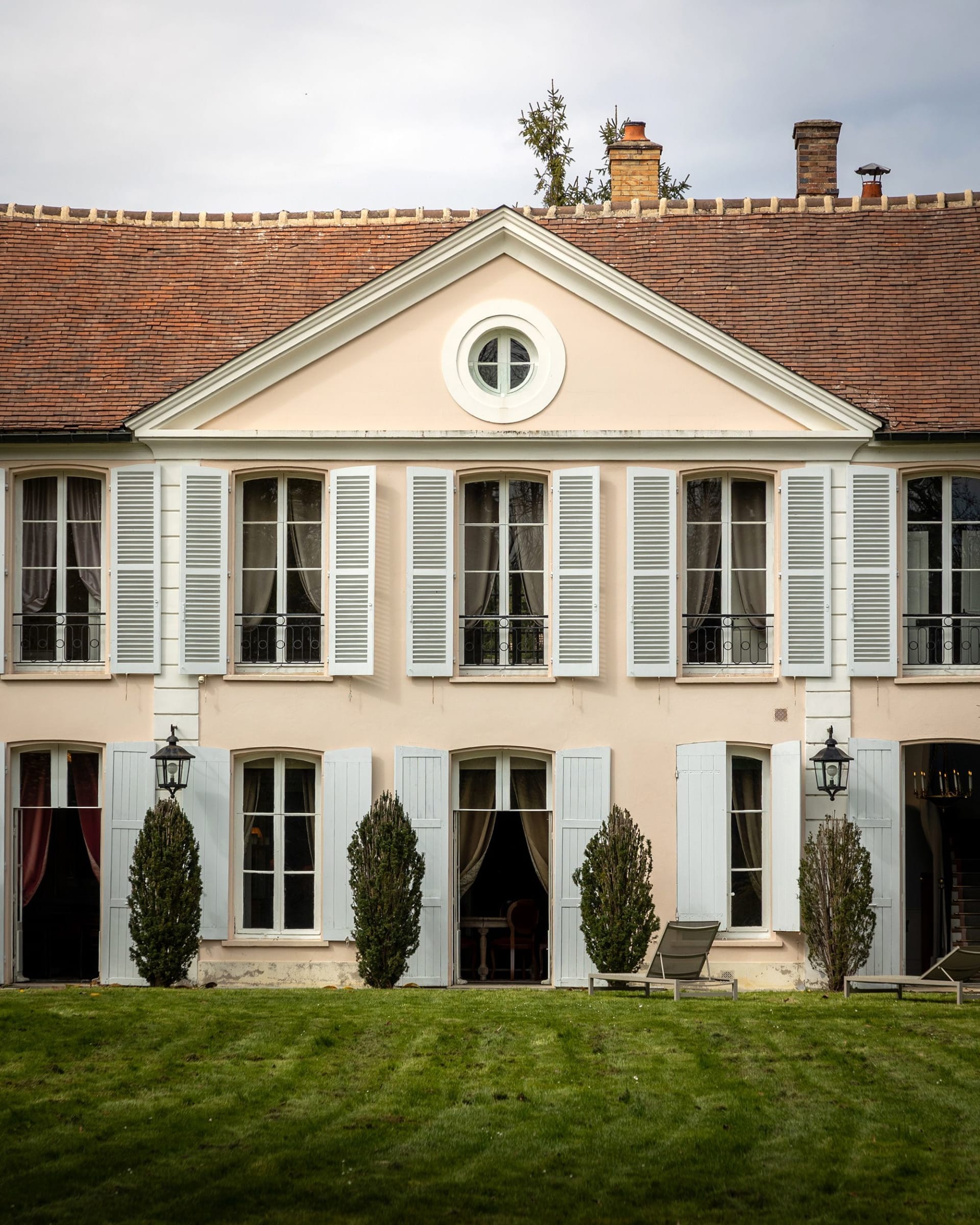 منزل كارل لاغرفيلد معروض للبيع 