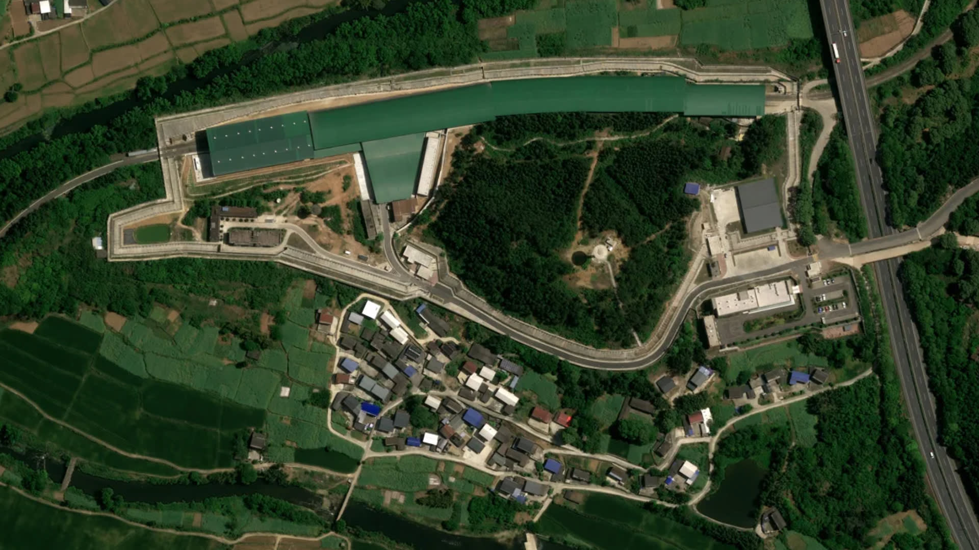 pic1china-23april2025