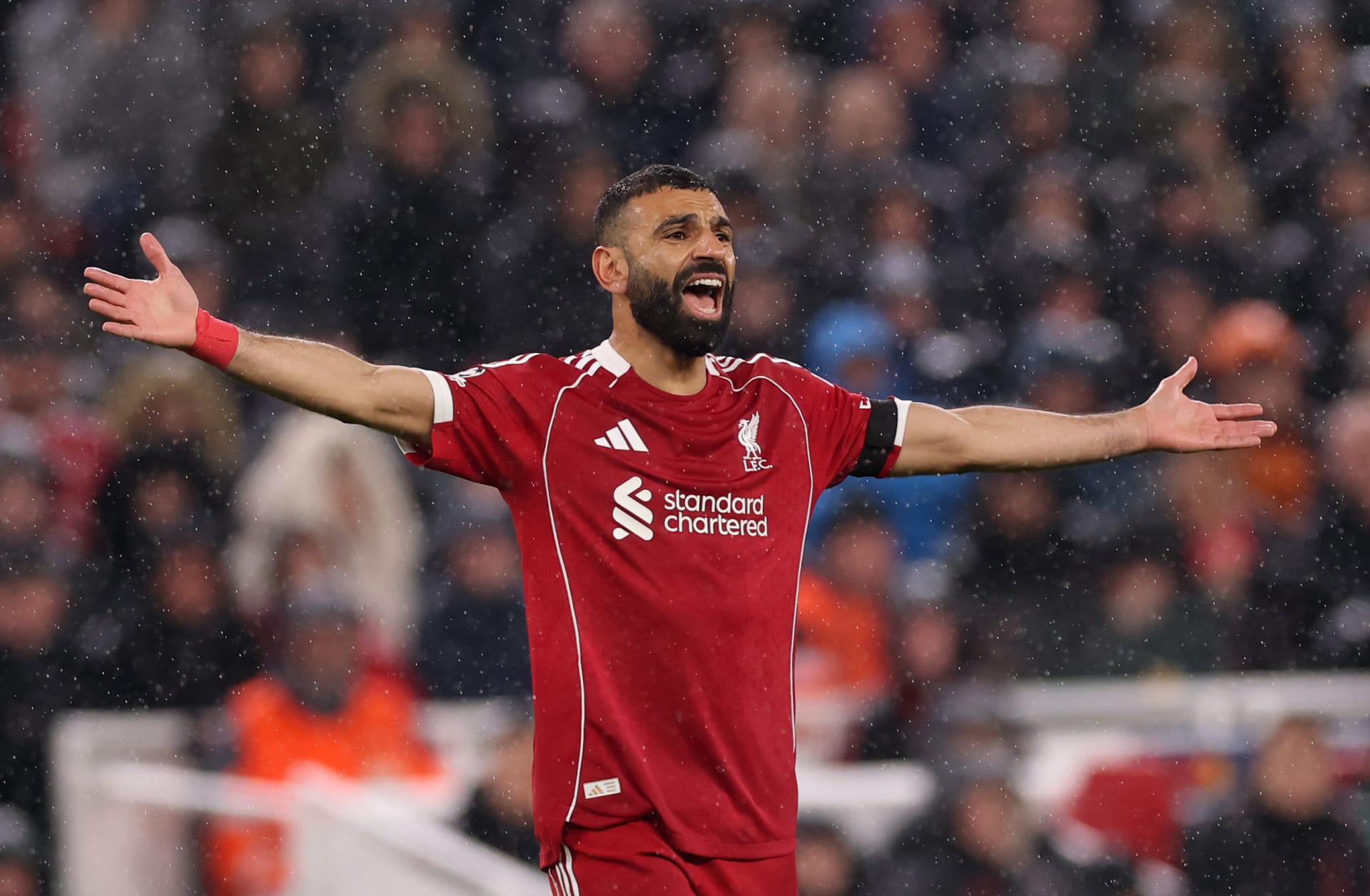 محمد صلاح يسجل أهدافا قوية في مرمى الأناقة