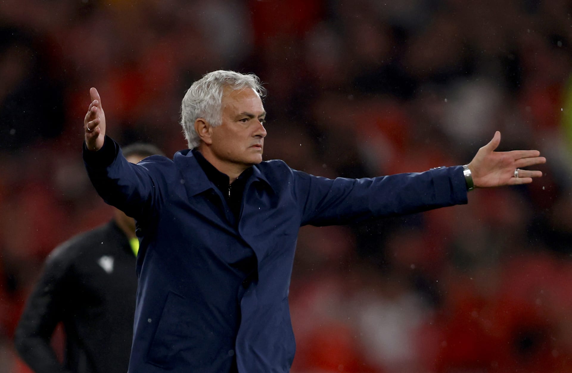 مورينيو يقود ريال مدريد مجدداً.. إليك ما نعمه عن الصفقة