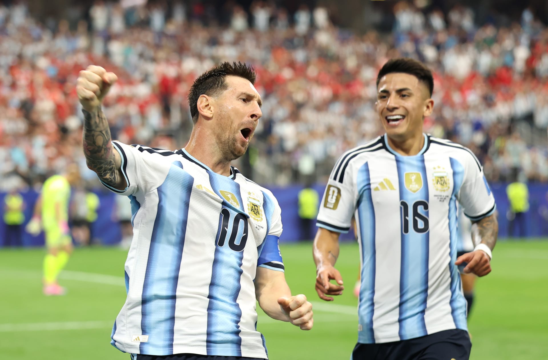 الأرجنتين تبلغ دور الـ32 في ليلة تصدر ميسي لهدافي كأس العالم تاريخياً