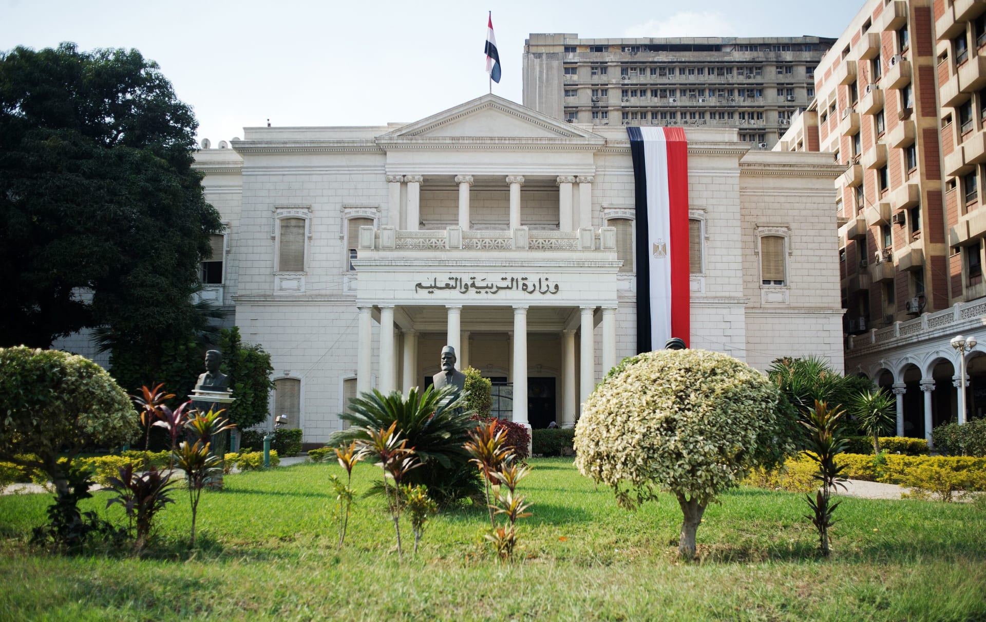 مصر.. ارتفاع نسب الرسوب في "مواد الهوية" بالمدارس الدولية يثير جدلًا