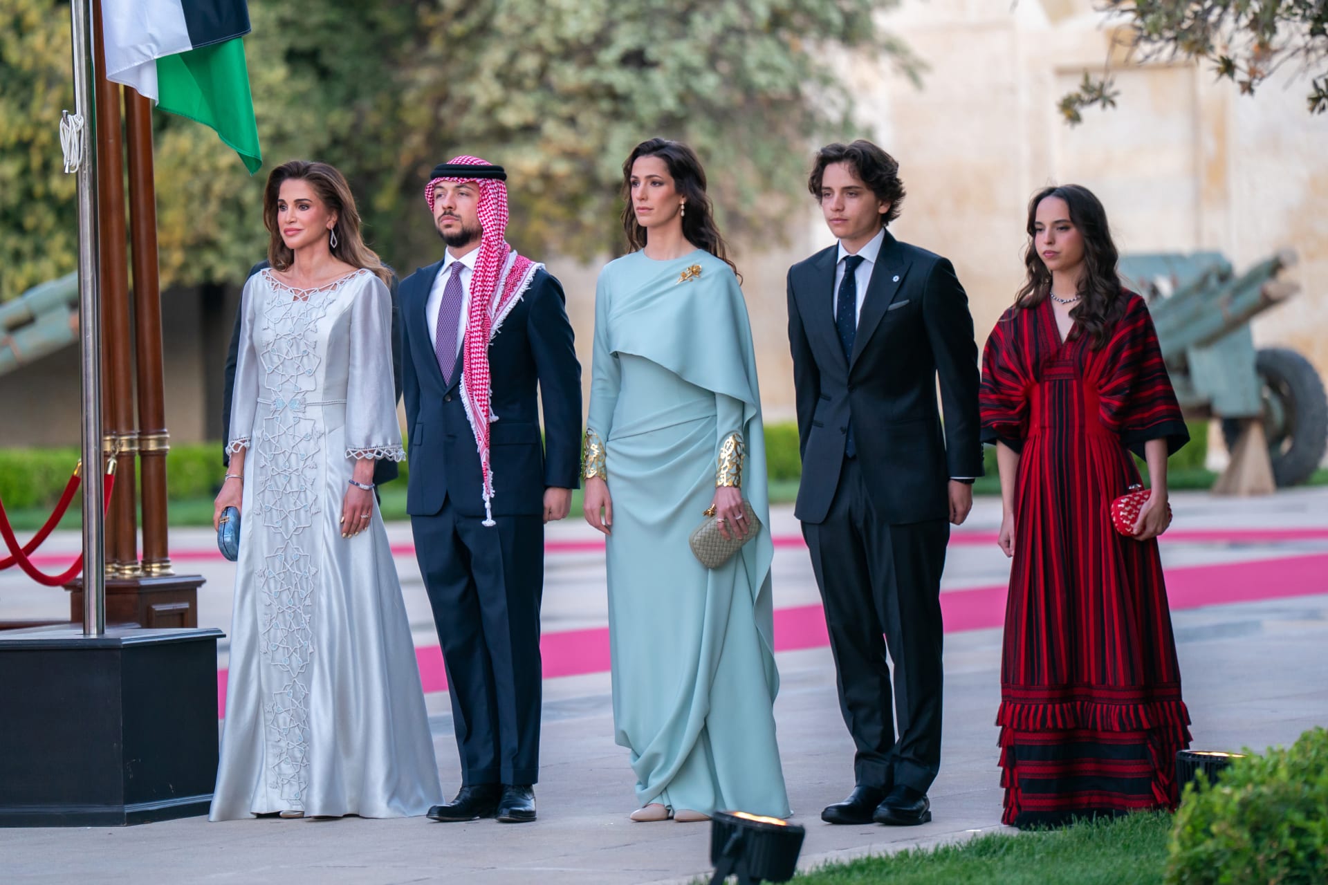 العائلة المالكة الأردنية خلال الحفل الذي أقيم بمناسبة عيد الاستقلال الثمانين للمملكة الأردنية الهاشمية في عمان، الأردن / 25 أيار 2026.
