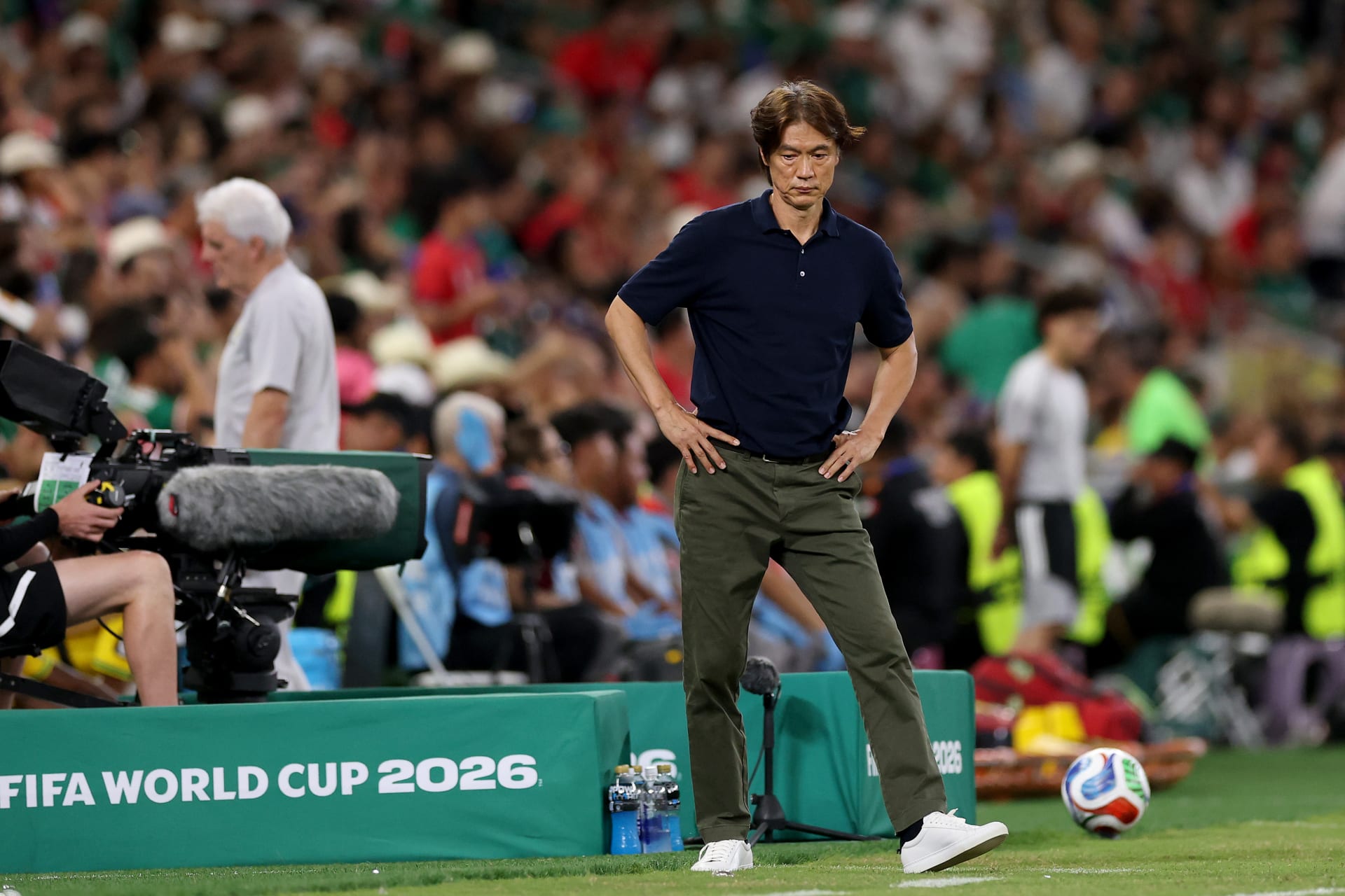 رئيس البلاد انتقده.. مدرب منتخب كوريا الجنوبية يستقيل بعد الإقصاء من المونديال