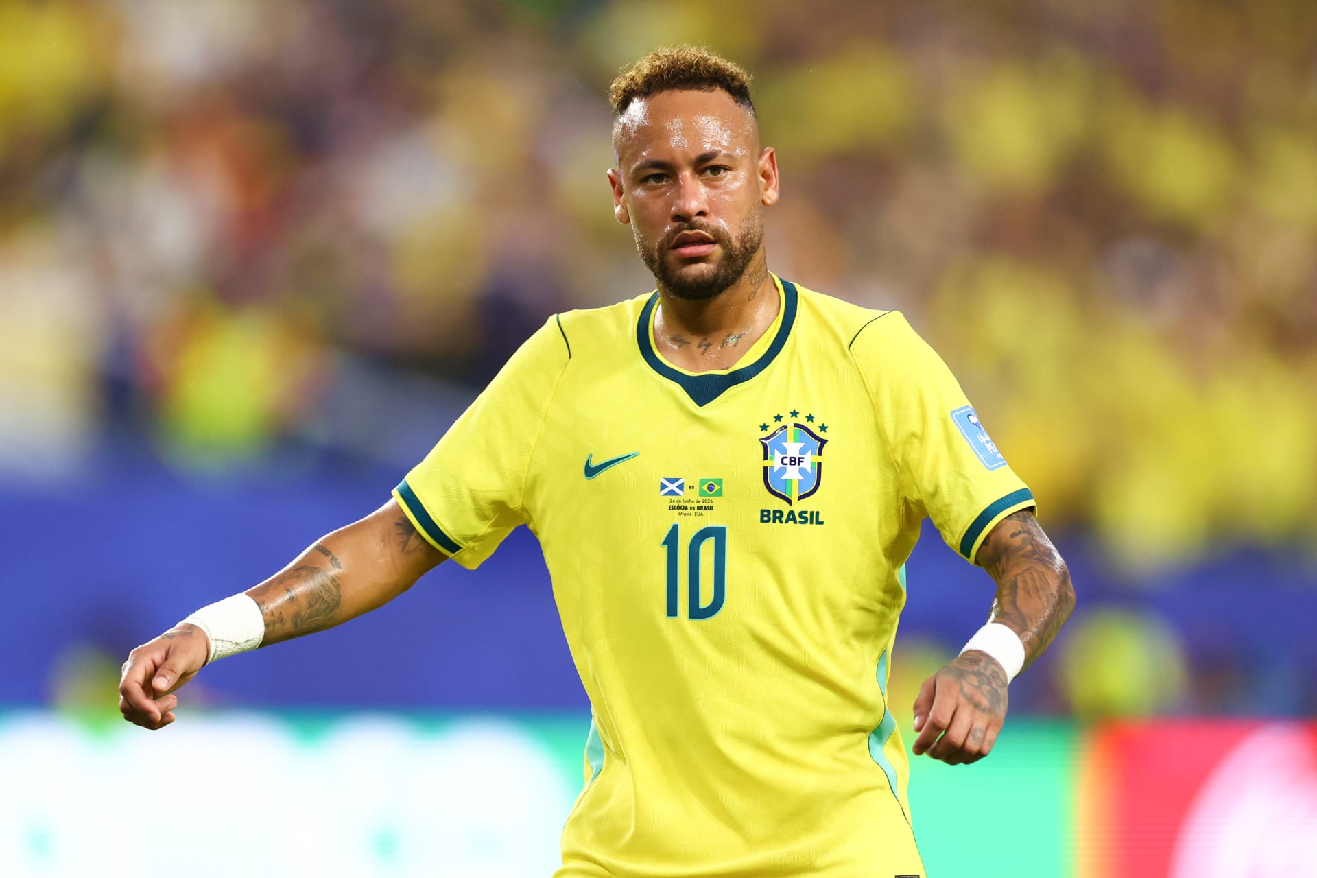 كأس العالم.. تصرف "لافت" من نيمار مع لاعبي اليابان بعد إقصائهم