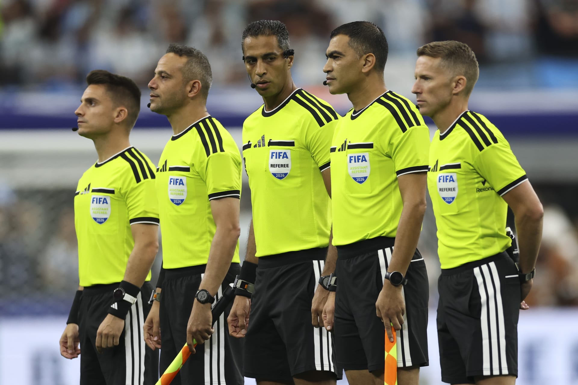 مصر.. قرار "لافت" من اتحاد الكرة تجاه طاقم حكام أدار مباريات كأس العالم
