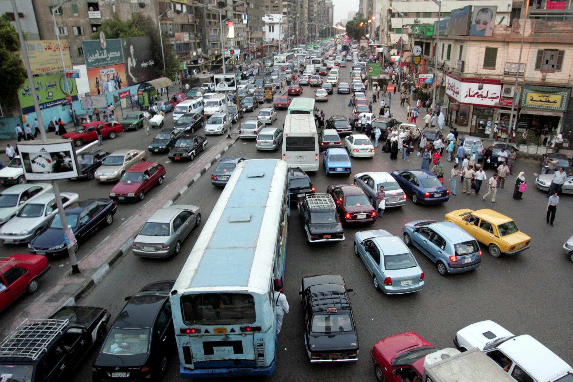مصر.. شخص يتعدي على والدته وشقيقته والداخلية تكشف تفاصيل