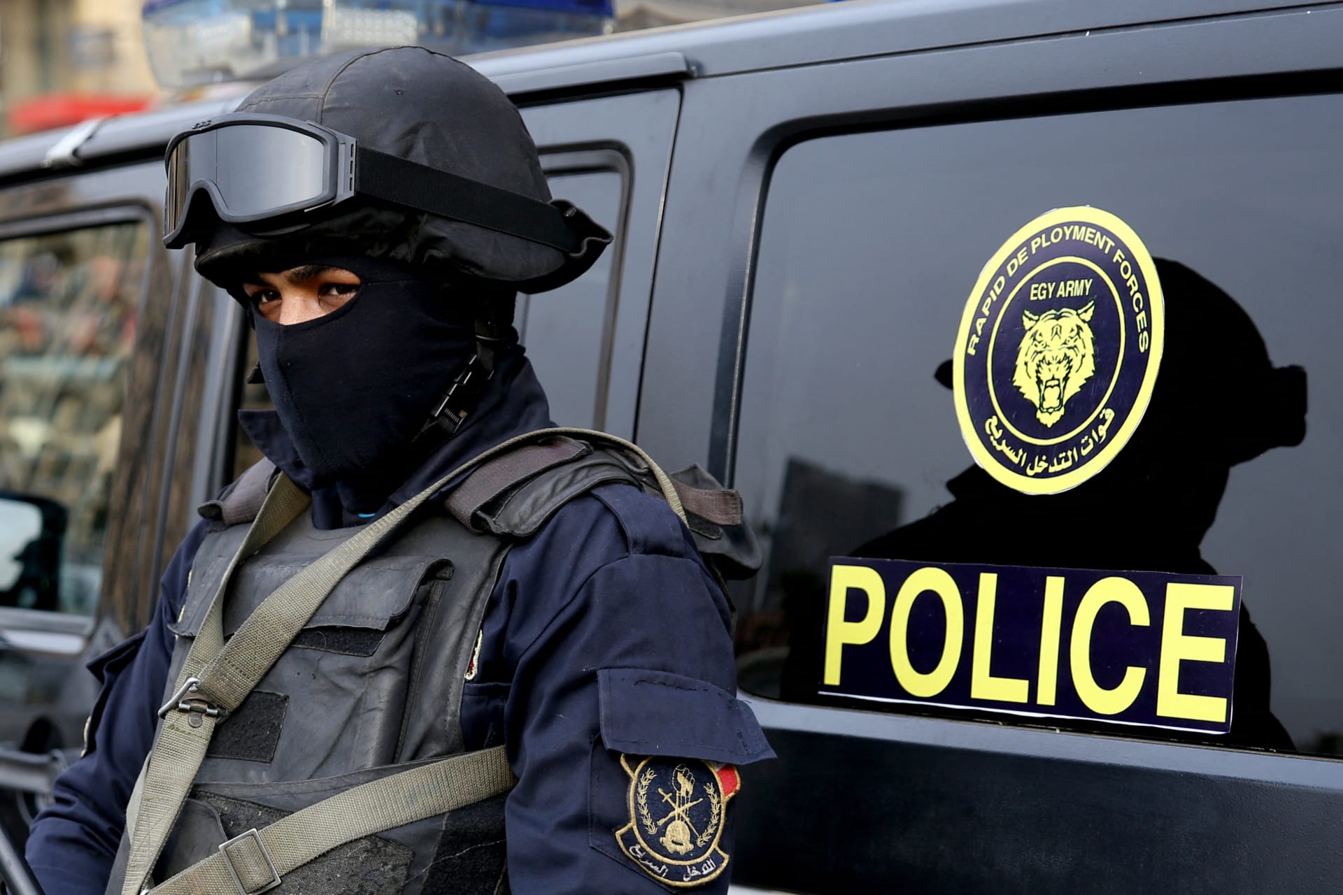 مصر: الداخلية تكشف تفاصيل جريمة قتل أسرة كاملة في التجمع الخامس