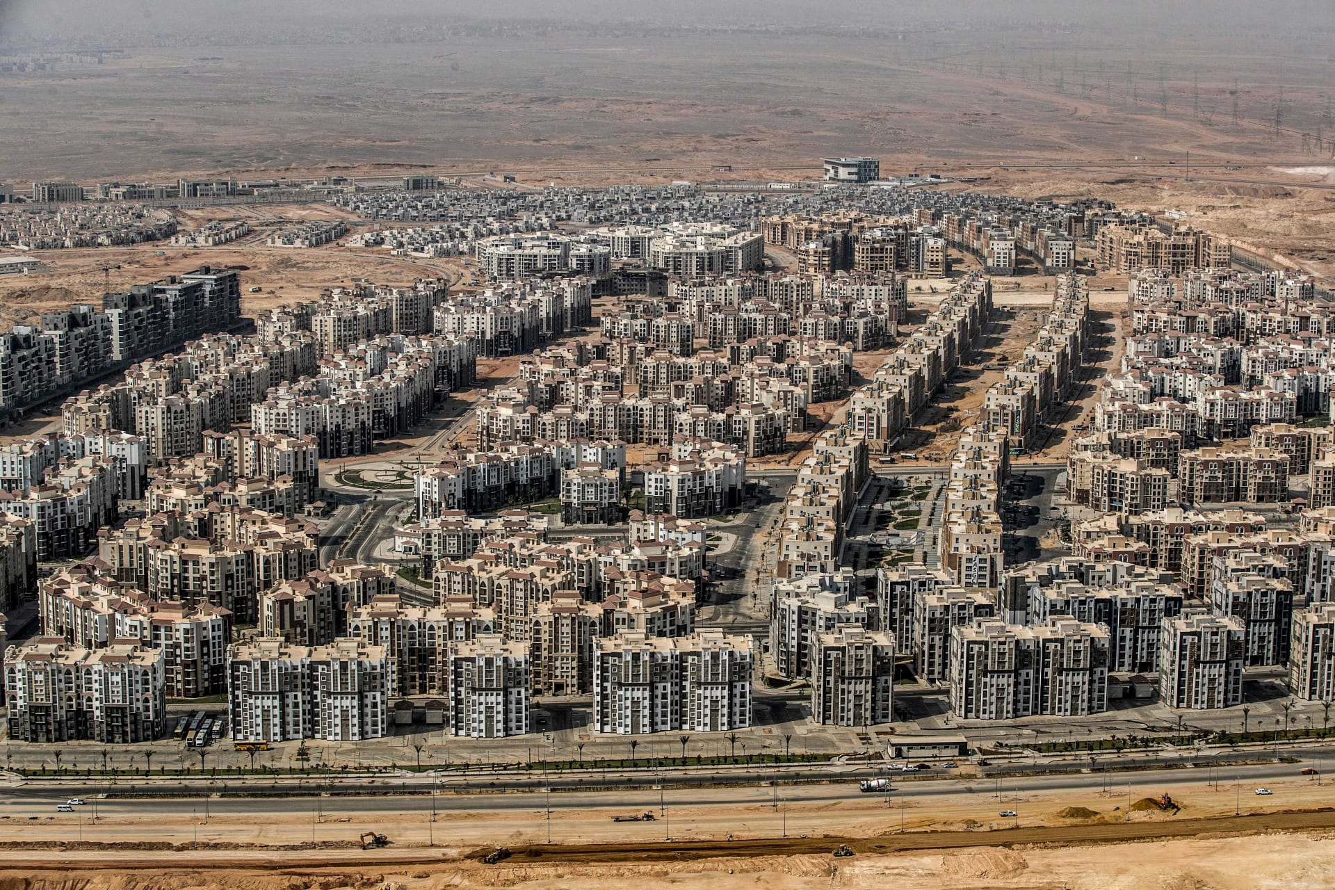 مصر.. تشديد الرقابة على المشروعات العقارية لضمان حقوق المشترين