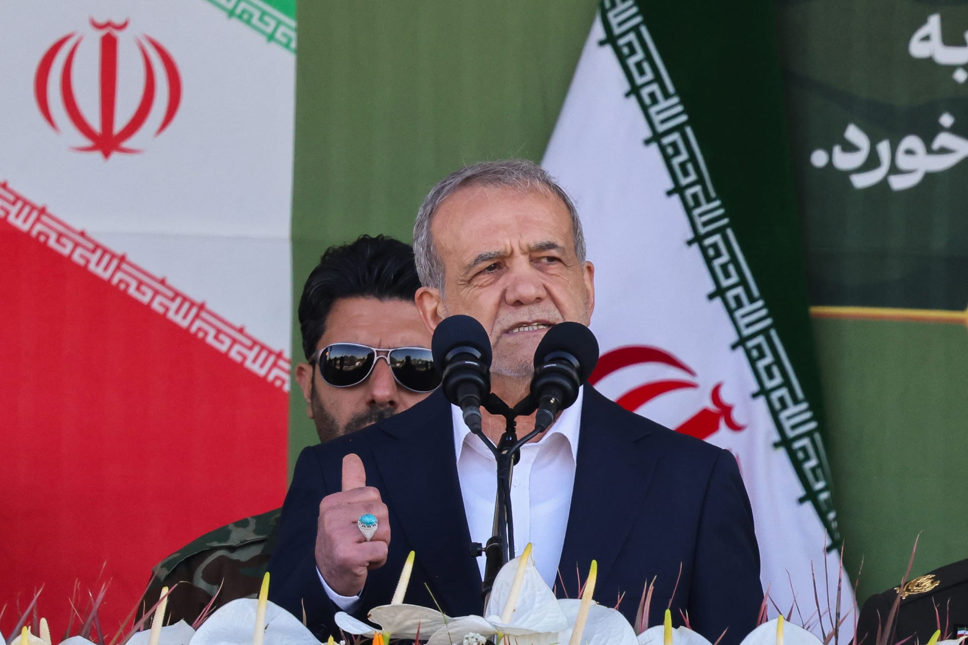 رئيس إيران: مستعدون للعودة إلى مذكرة التفاهم فور عودة واشنطن لالتزاماتها بموجبها