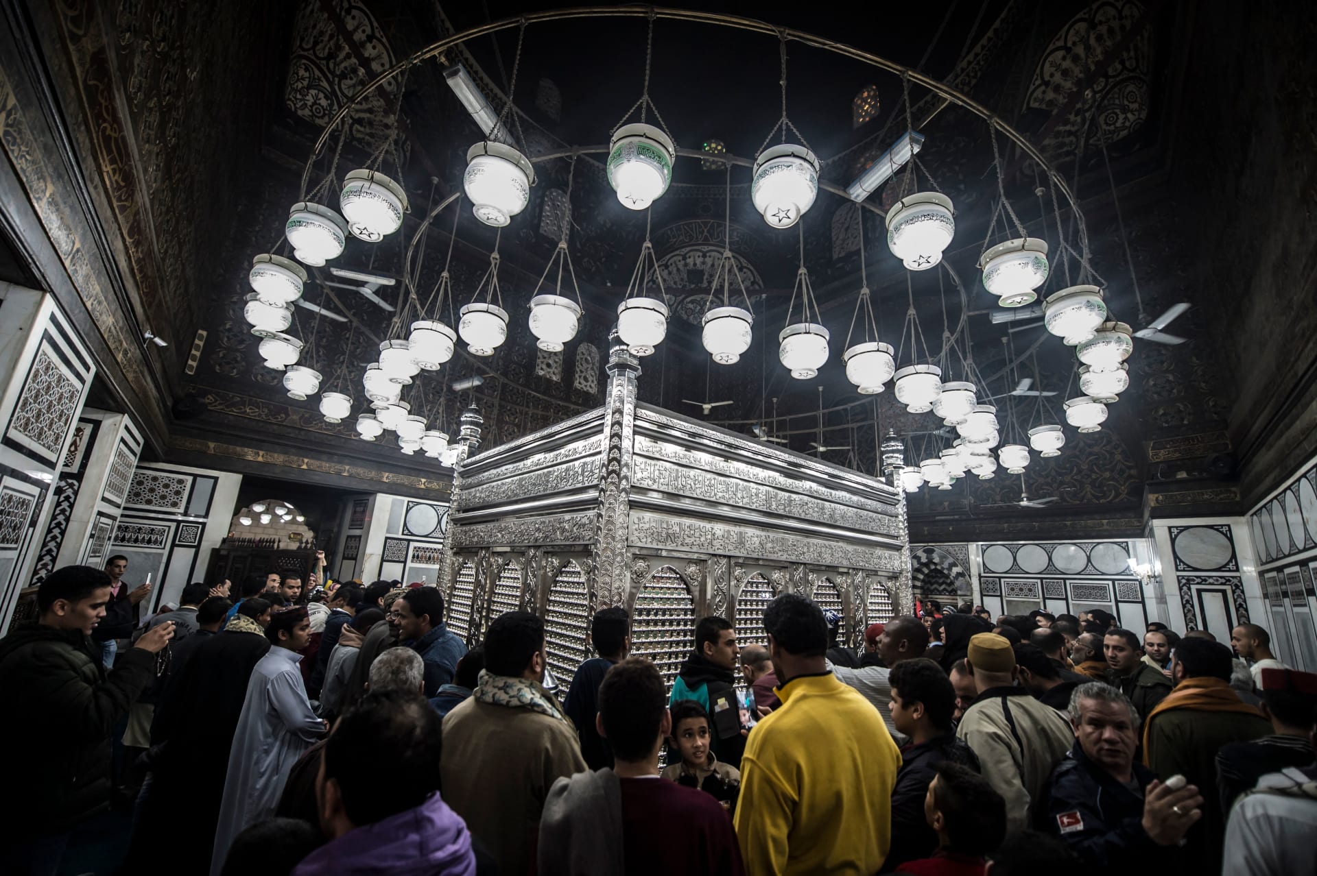 ليلة ختام احتفالات ذكرى استقرار رأس الإمام الحسين بمصر